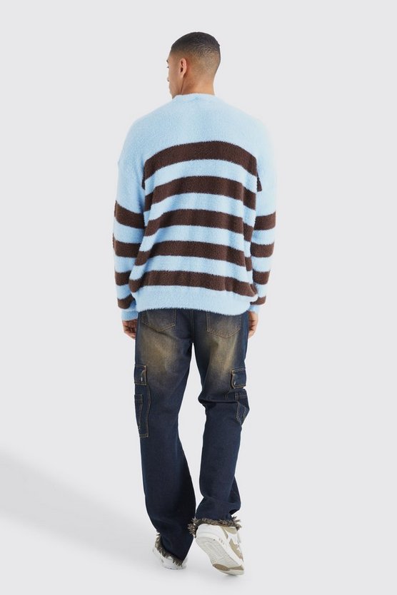 Flauschiger Oversize Pullover mit Streifen