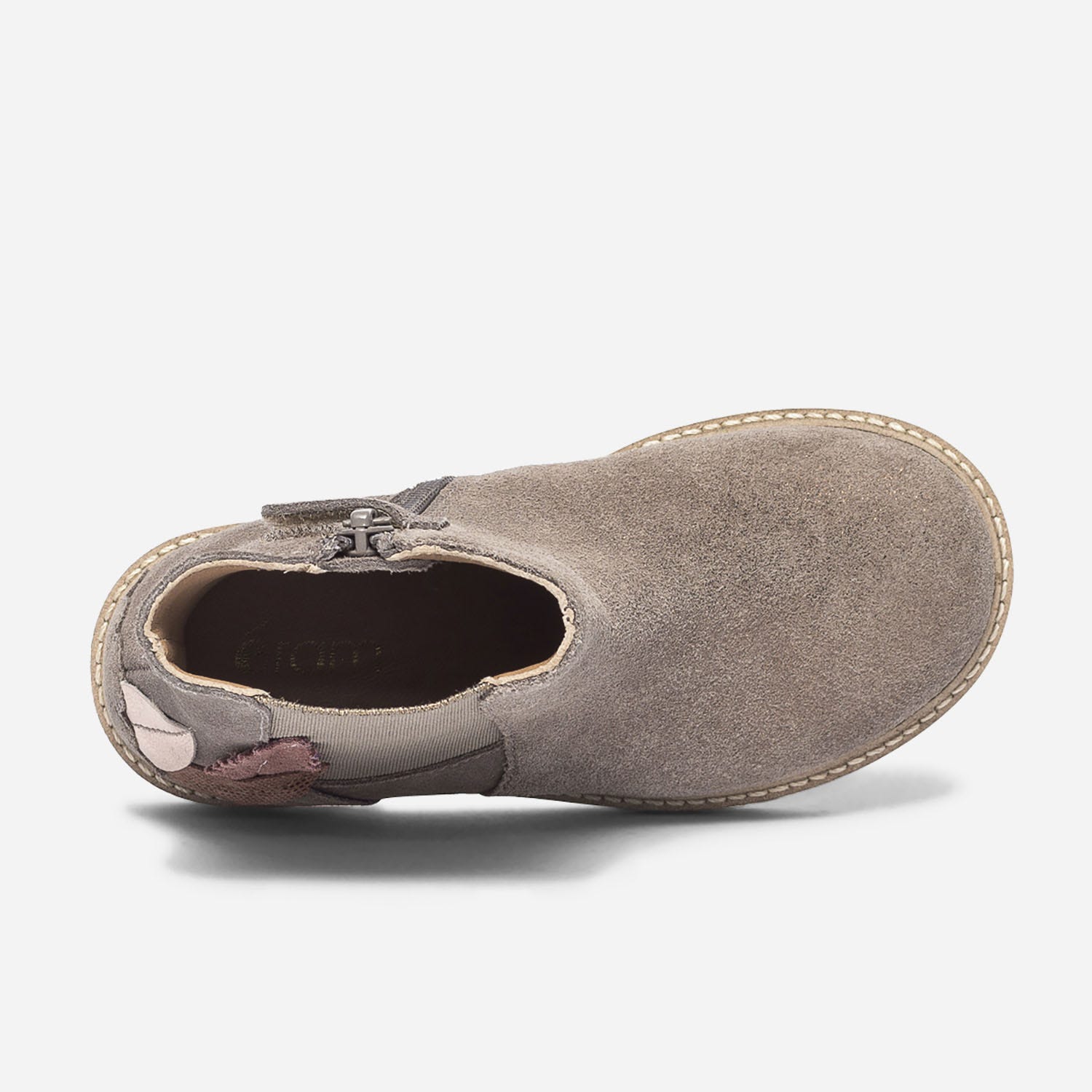 Chelsea boots taupe irisé en cuir velours avec plumes