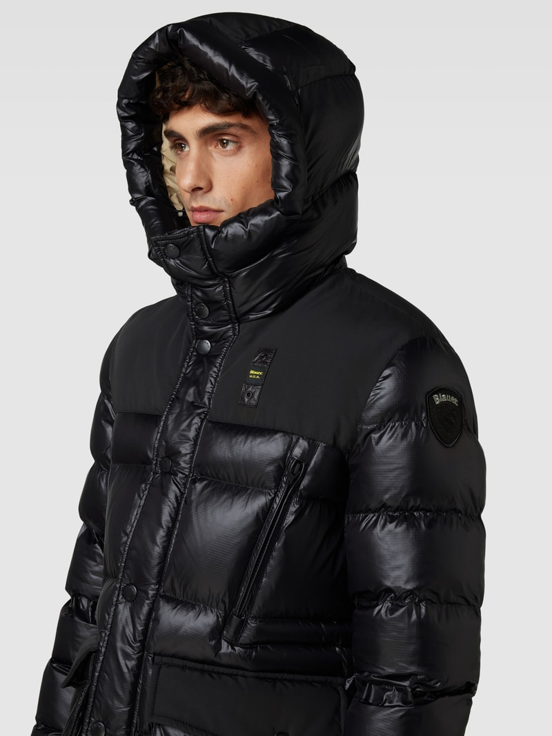 Parka mit Kapuze in schwarz
