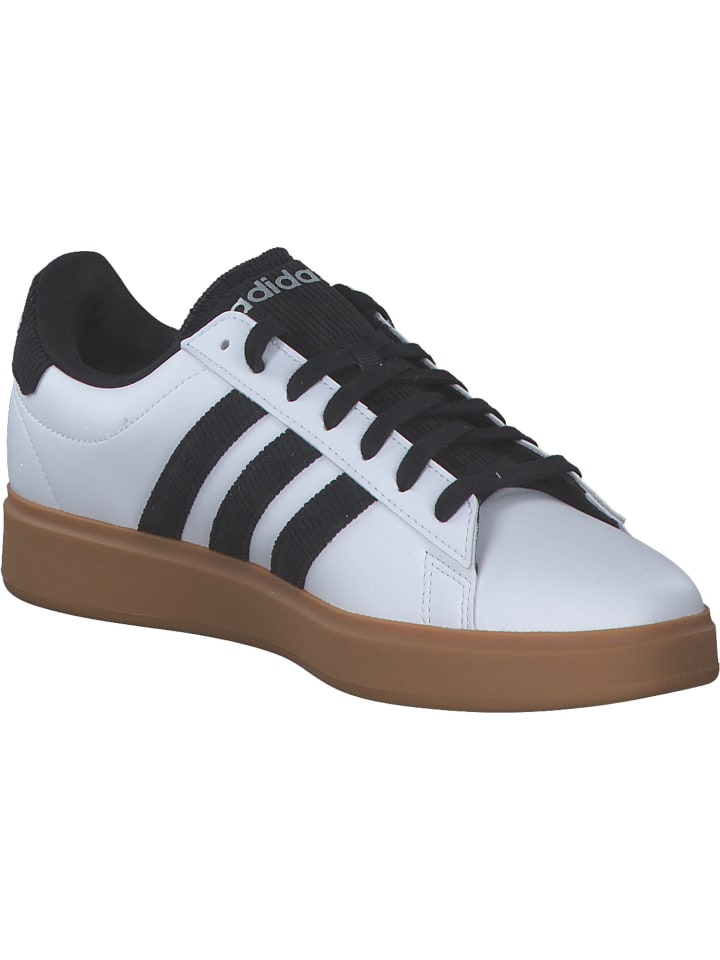 adidas Klassische- & Business Schuhe in FTWWHT/CBLACK/GUM10 günstig kaufen