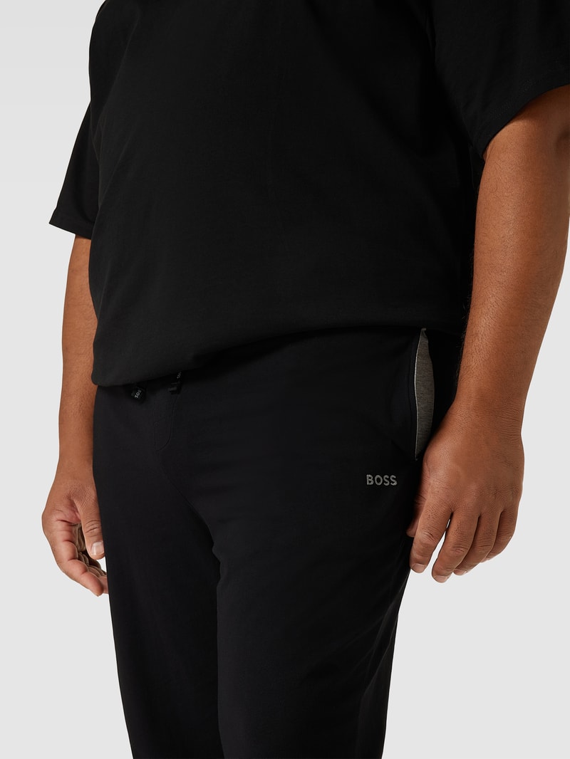 PLUS SIZE Sweatpants mit Logo-Stitching in schwarz