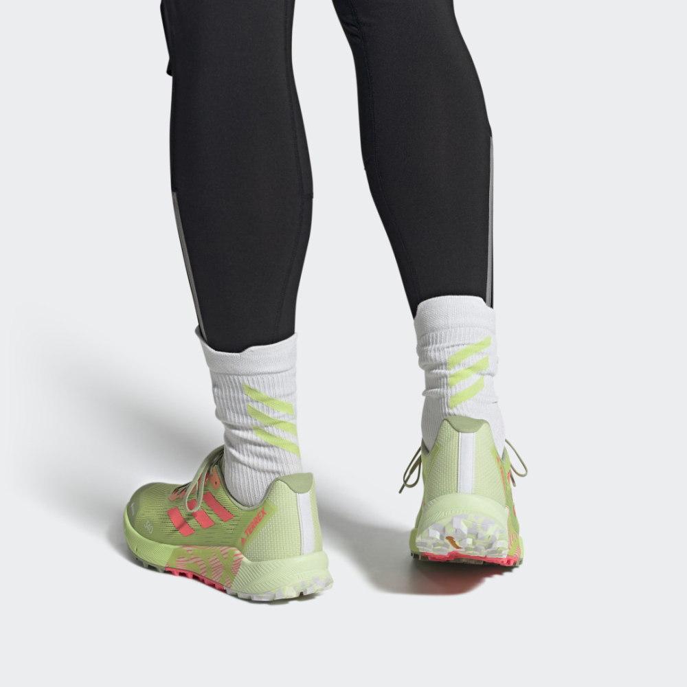 adidas Agravic FLOW 2 GTX H03182 / grün