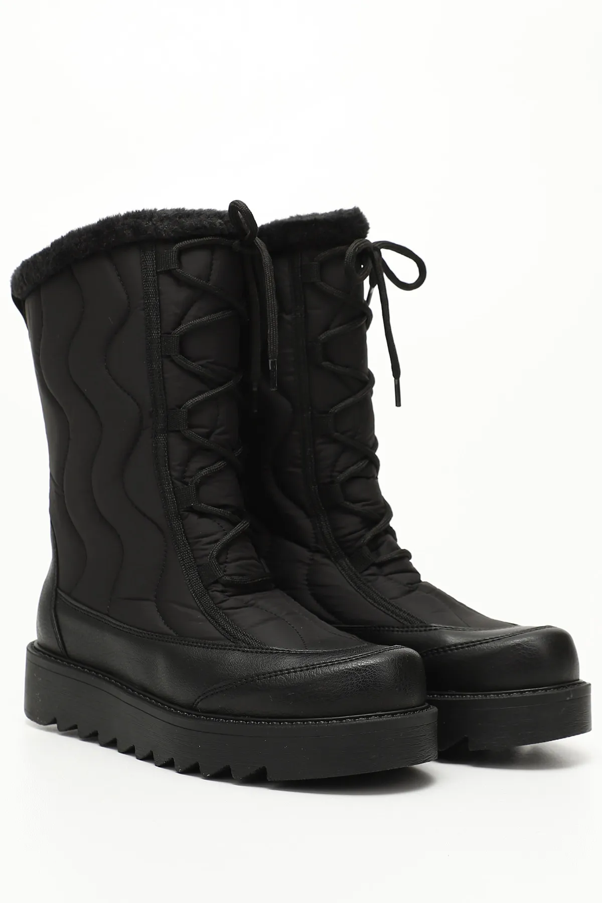 GÖNDERİ(R)  Schwarze Damen-Schneestiefel mit runder Spitze 06414