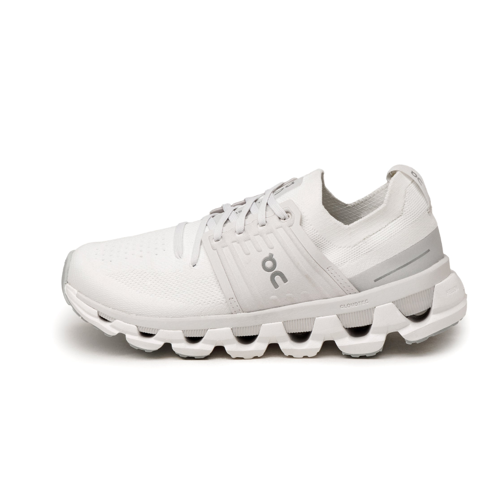 ON Cloudswift 3 3WD10451040 / weiss