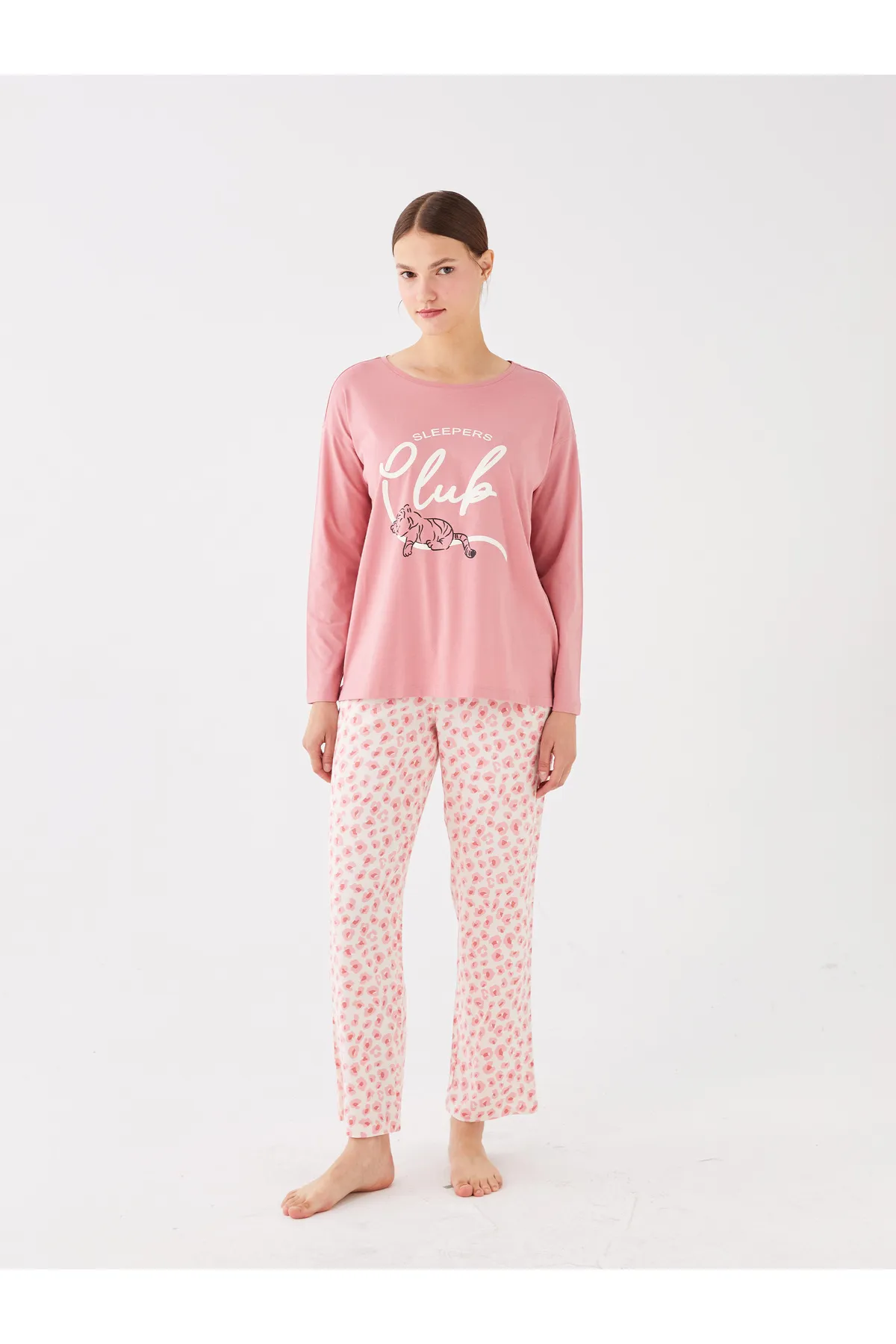 LC Waikiki  Bedrucktes Langarm-Damenpyjama-Set mit Rundhalsausschnitt