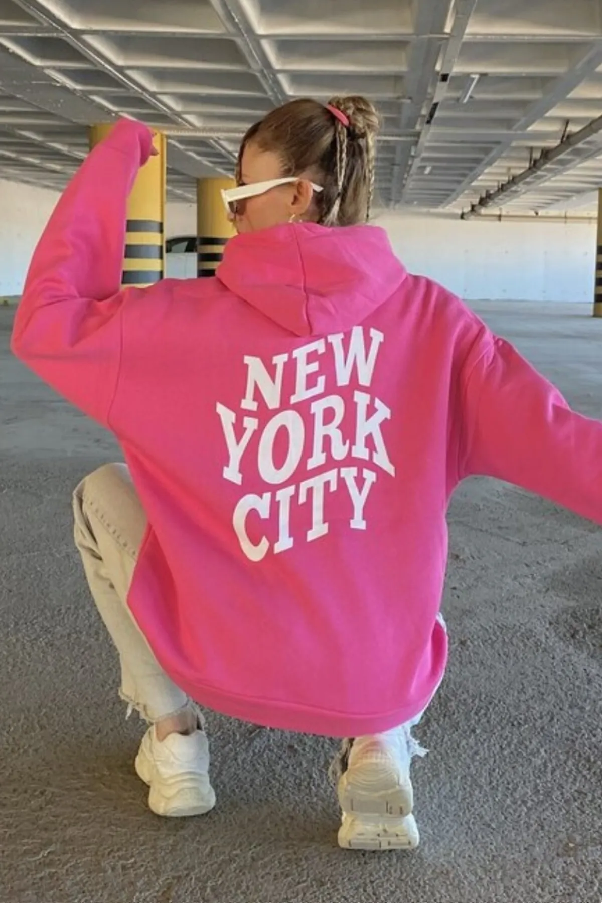 MODAGEN  Rosafarbenes New York City-Kapuzen-Sweatshirt mit Aufdruck für Damen