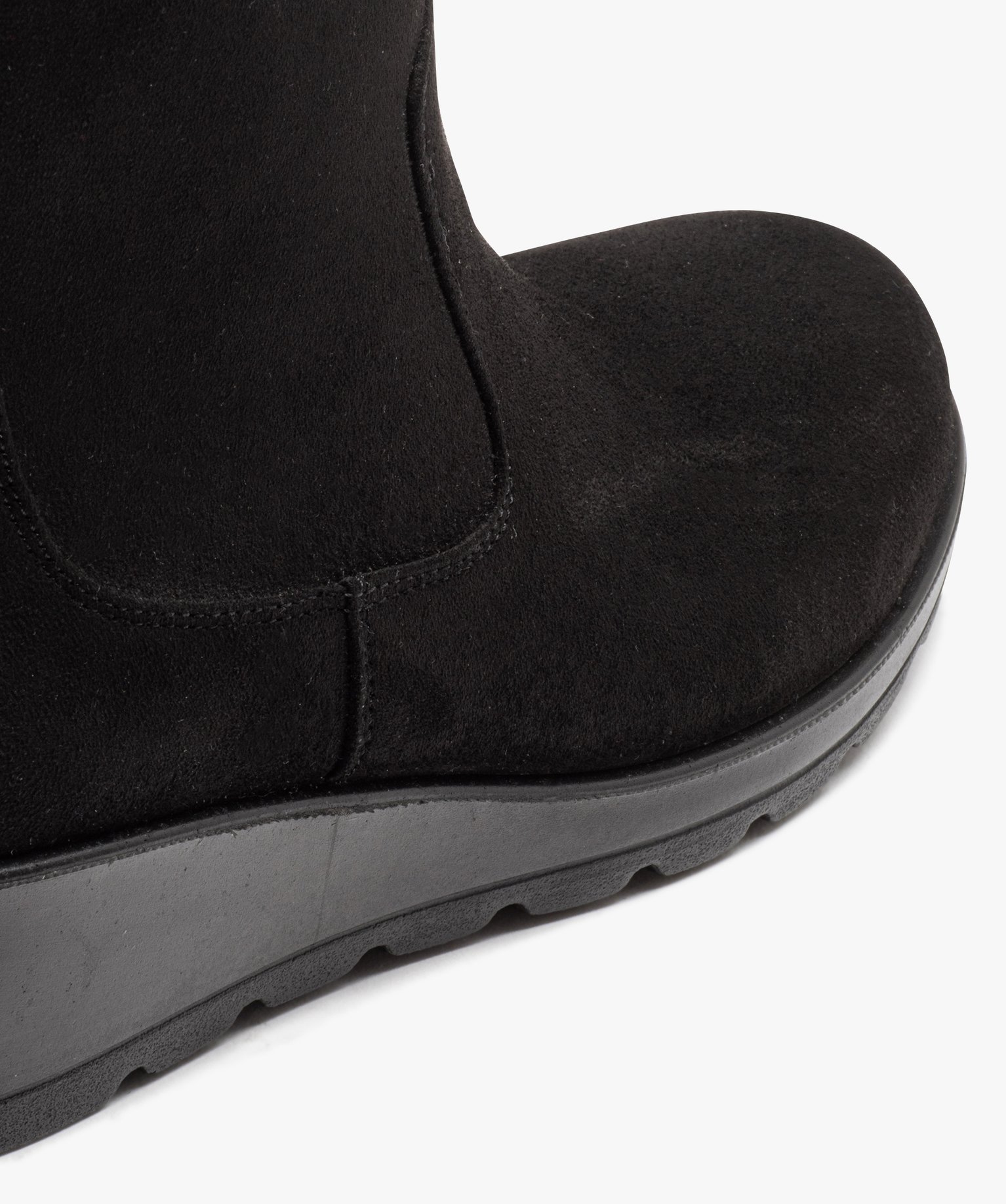 Boots à talon compensé en suédine noir | GEMO