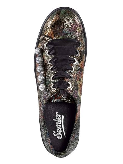 Schnürschuh
