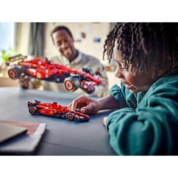 LEGO Technic 42207 Ferrari SF-24 F1 avtomobil