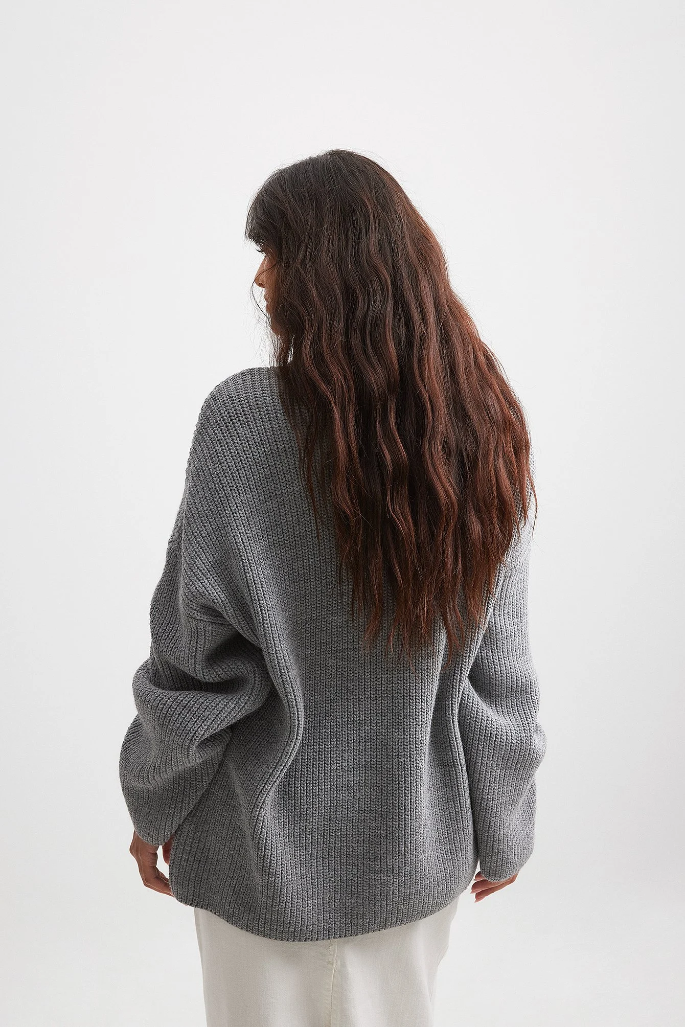 Langer Rollkragen-Strickpullover