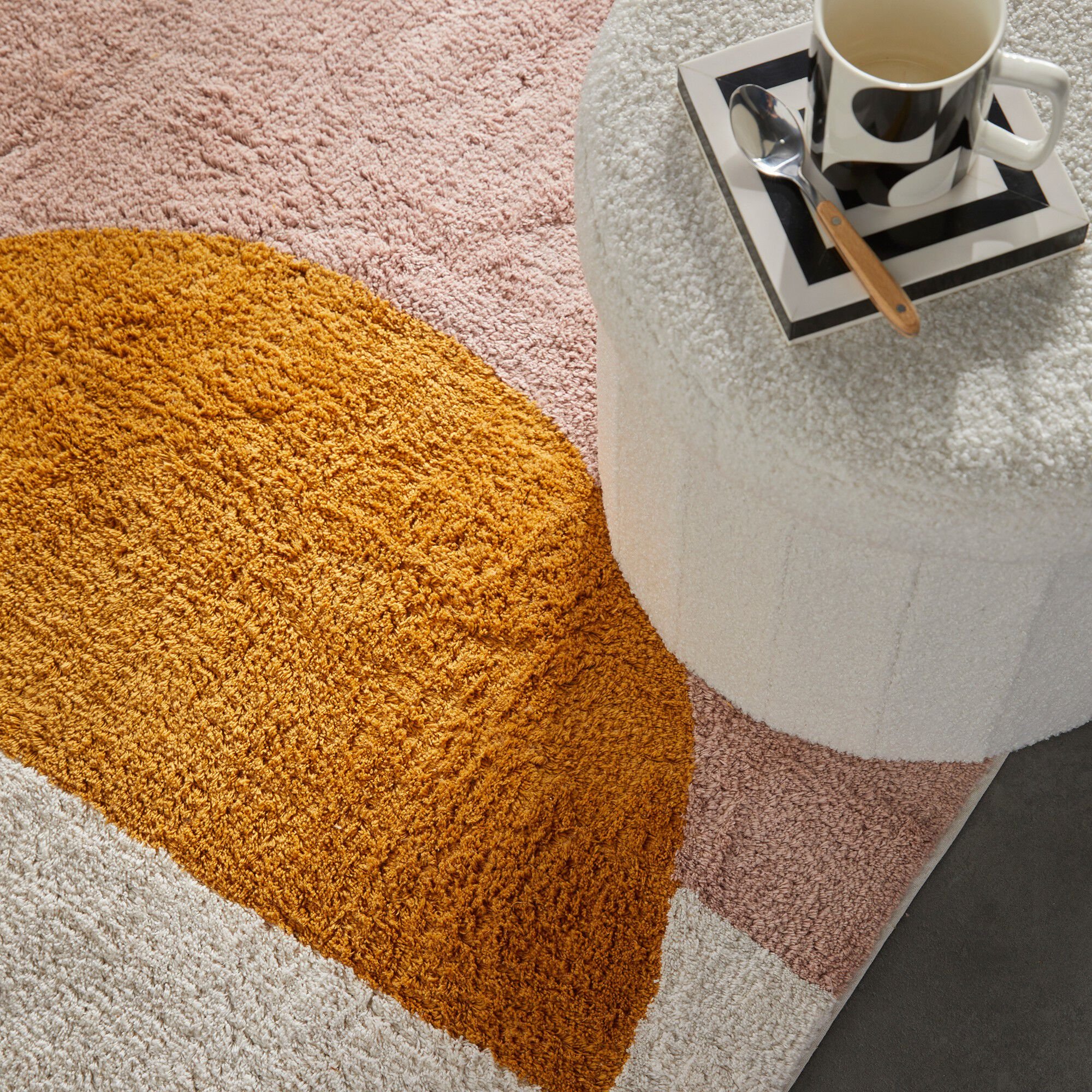 Tapis petit format imprimé sphère