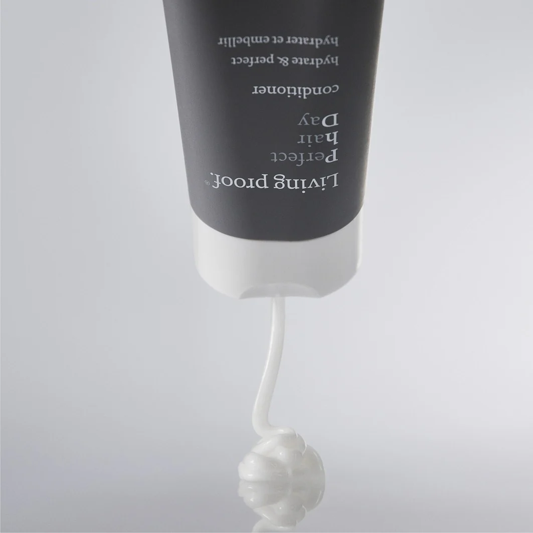 Perfect Hair Day PhD regenerator - regenerator za posvjetljujuću kosu, hidratantni regenerator za kosu