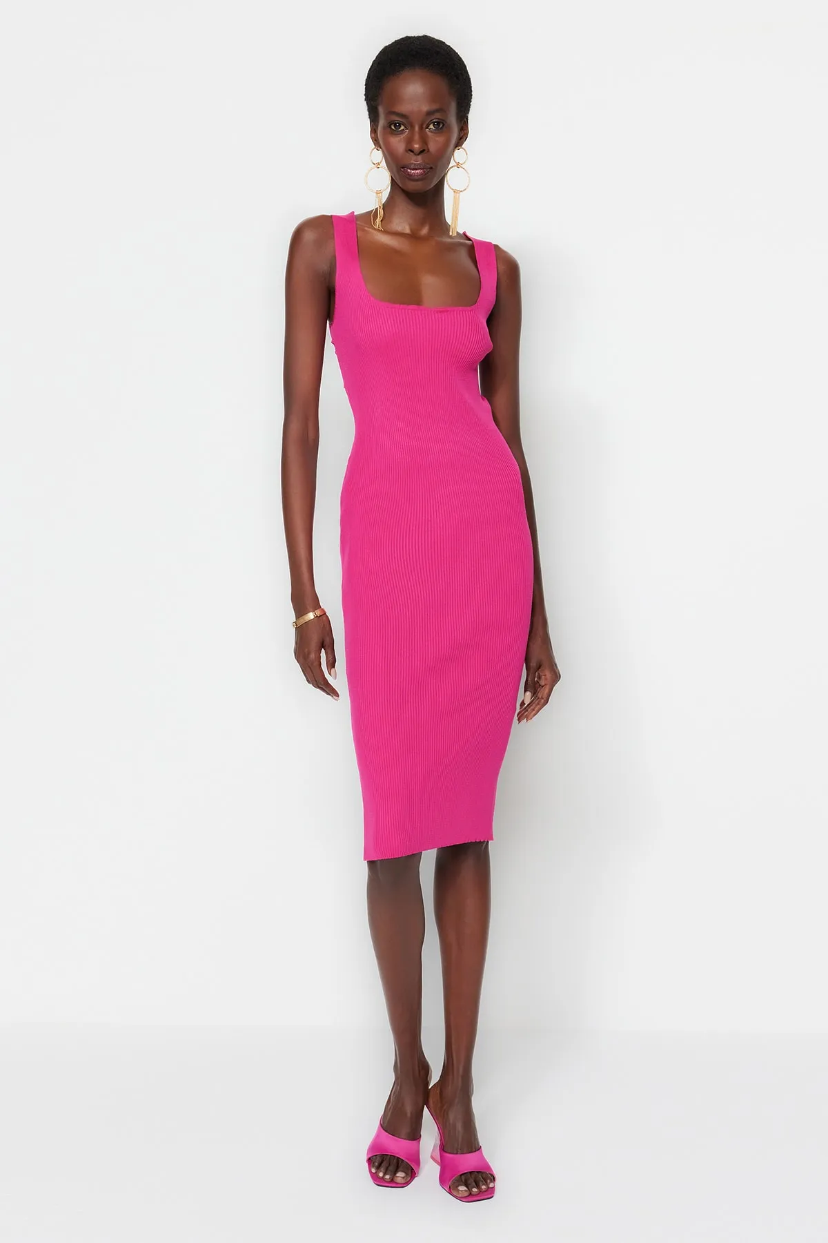 Trendyol Collection  Rosa tailliertes Strick-Elegantes Abendkleid TPRSS23EL00368