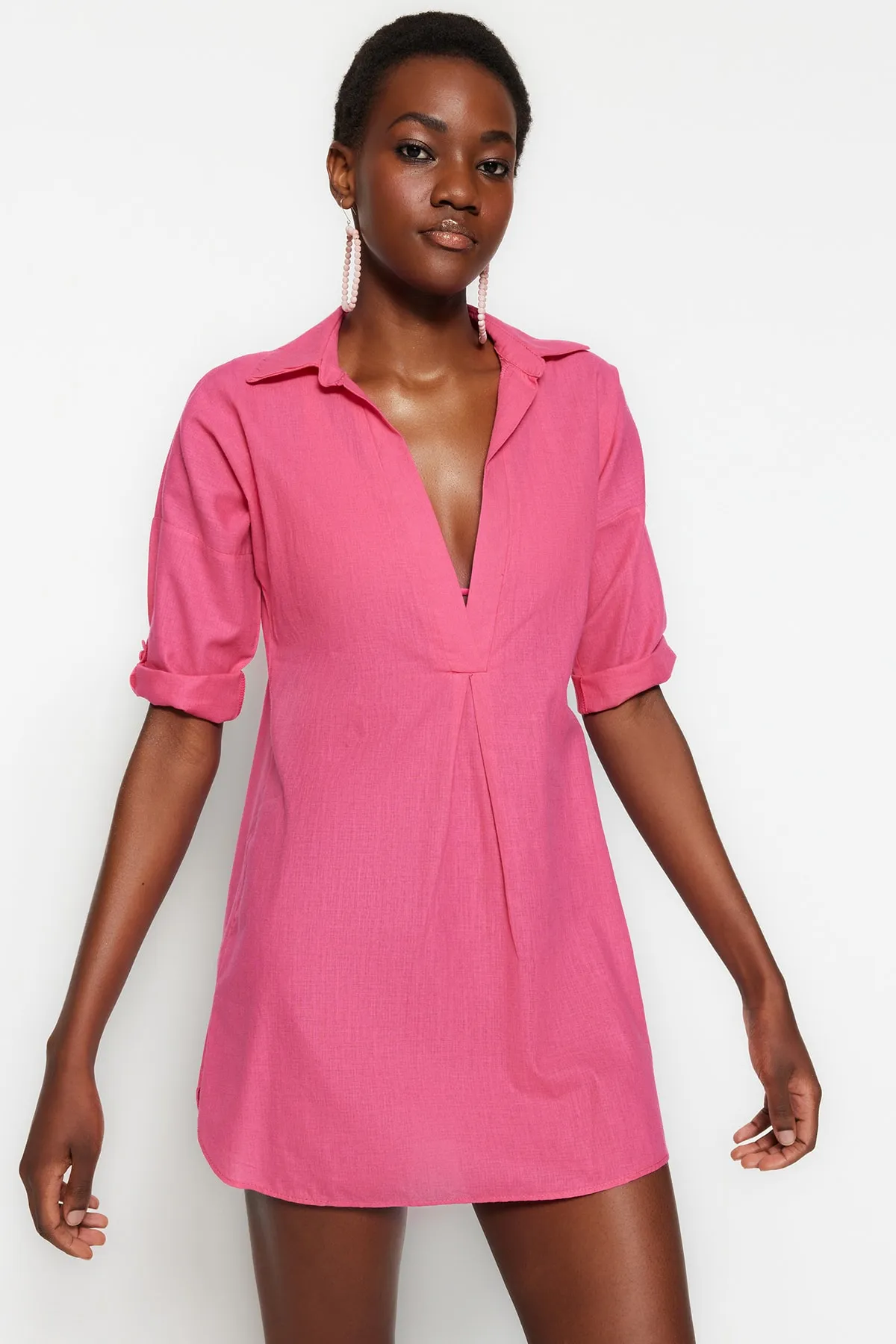 Trendyol Collection  Fuchsia Mini-Strandkleid aus 100 % gewebter Baumwolle TBESS21EL3979