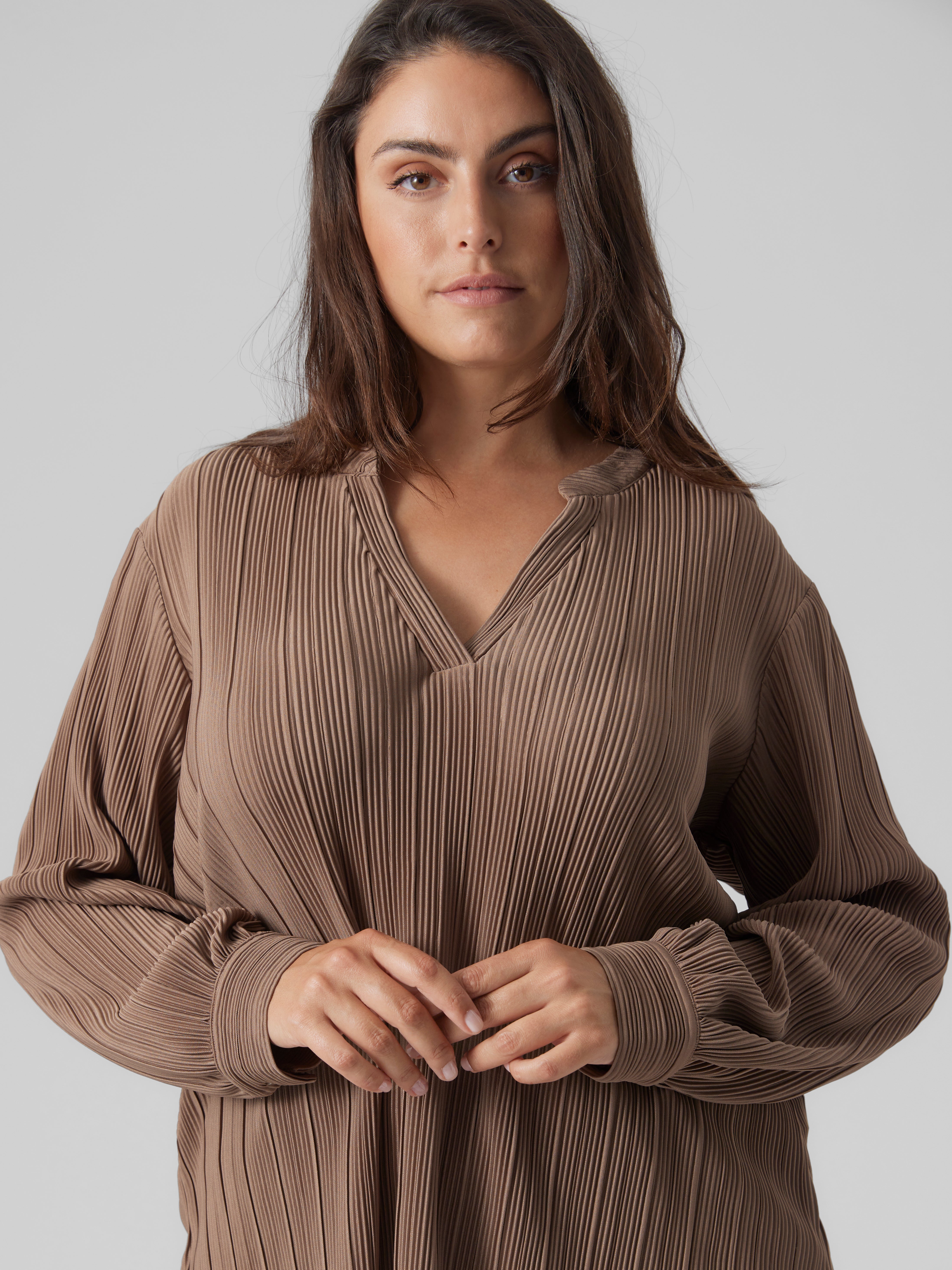 VMAURORA Top
