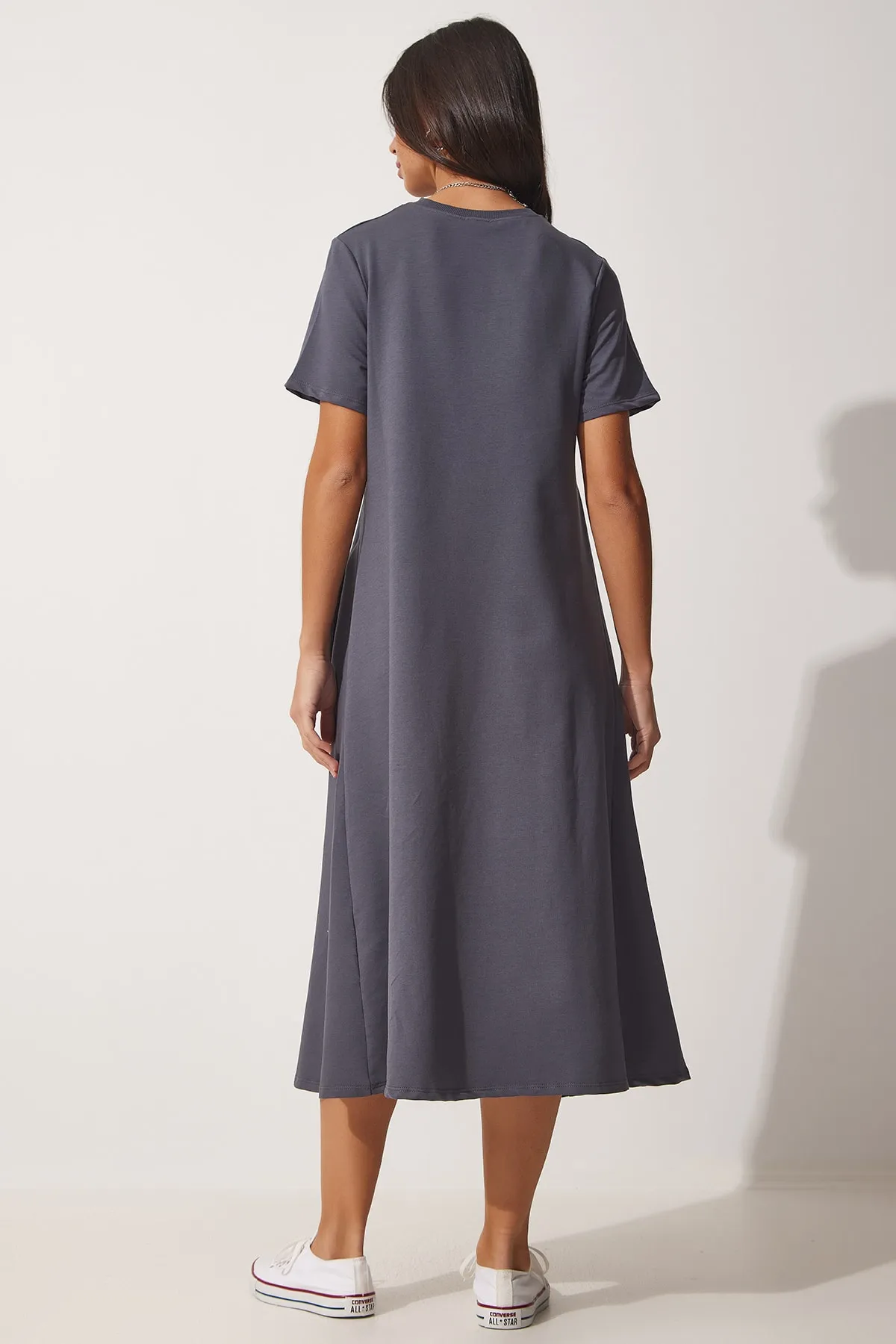Happiness İstanbul  Anthrazitfarbenes A-Linien-Sommerkleid aus gekämmter Baumwolle UB00060