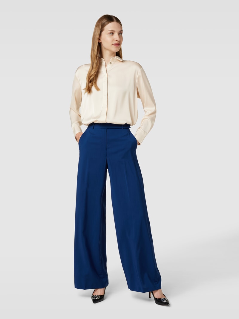 Bluse in Satin-Optik mit verdeckter Knopfleiste in sand