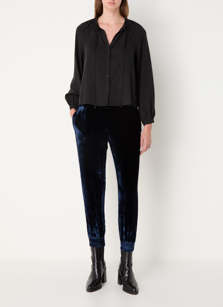 Pantaloni de trening Bella Dahl din amestec de catifea și mătase