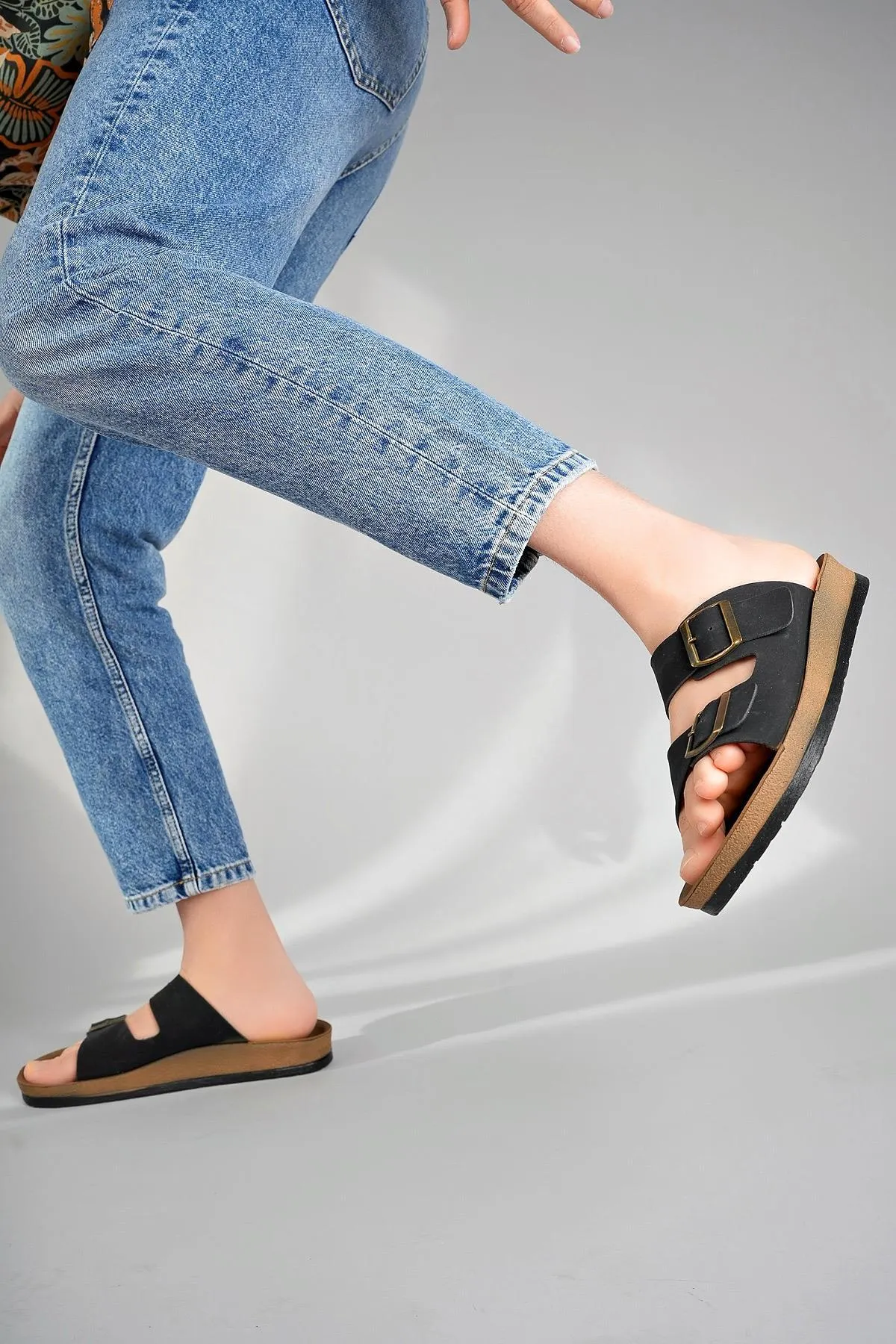 MUGGO  Rehda garantiert zwei Schnallen, bequeme Sohle, verstellbare Unisex-Hausschuhe