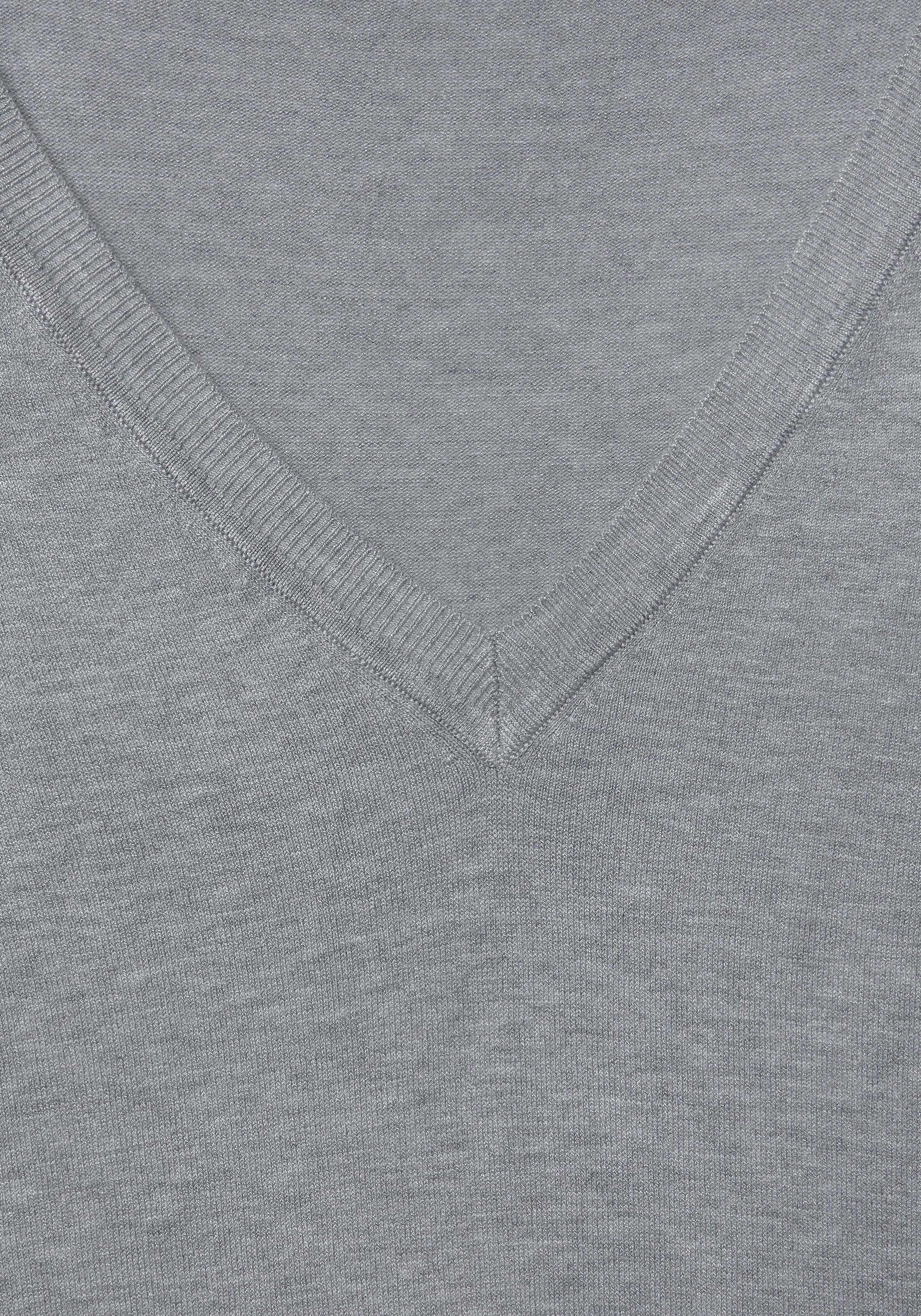 Vivance V-Ausschnitt-Pullover in taillierter Form