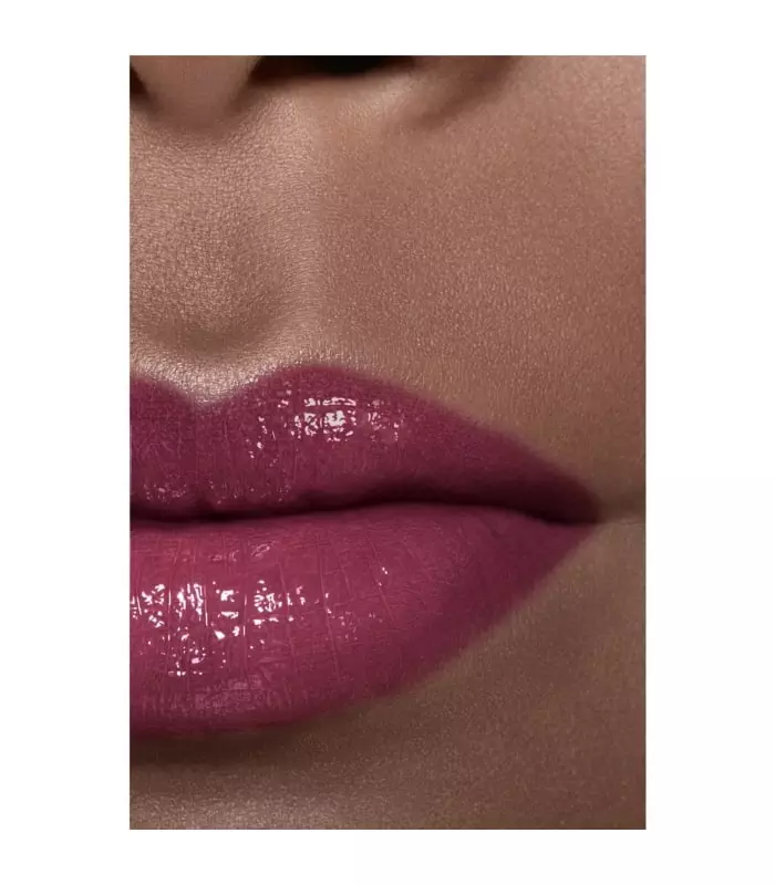 ROUGE COCO FLASH La Couleur, la Brillance, l'Intensité en un Éclair