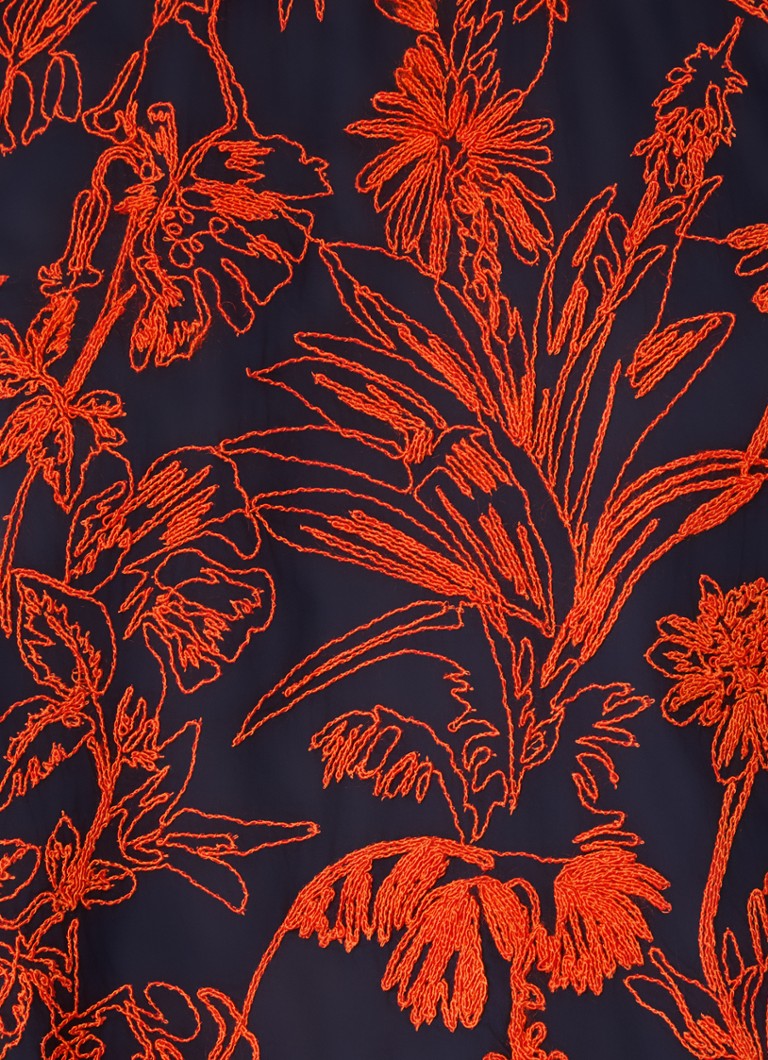 T-shirt ricamata Essential Antwerp Godetia