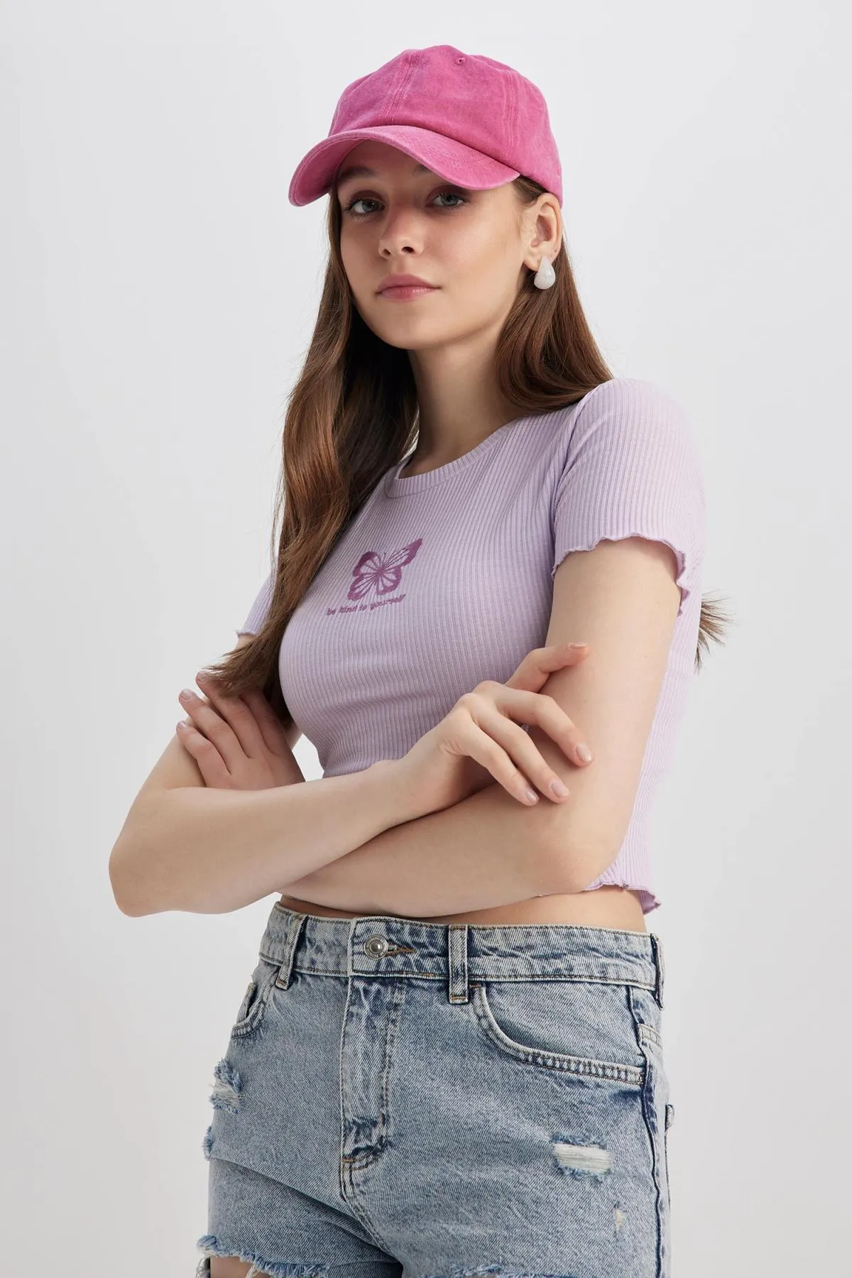 DeFacto  Coool Tailliertes Kurzarm-T-Shirt Z9104az23sm