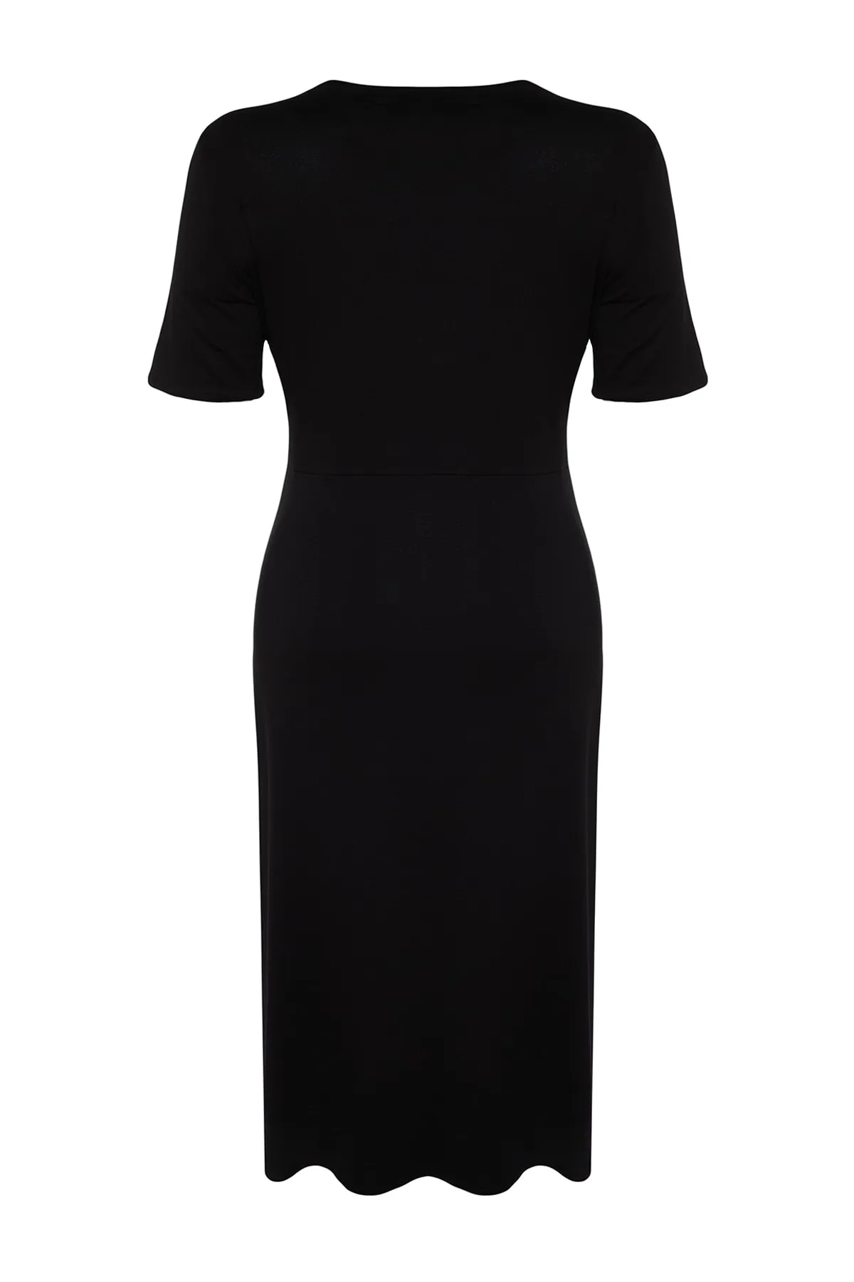 Trendyol Curve  Schwarzes, detailliertes Skater-Strickkleid mit V-Ausschnitt und Raffung TBBSS22EL2530