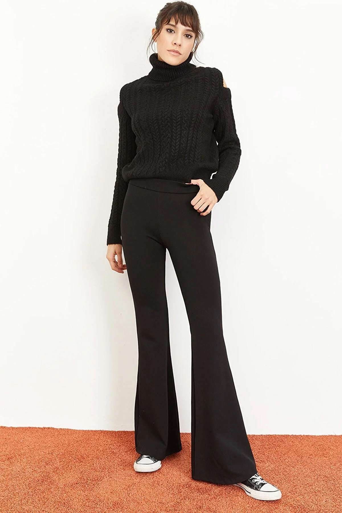 Bianco Lucci  Schwarze Damen-Strumpfhose mit ausgestelltem Bein und gerafftem Stahlmuster 1008W1014