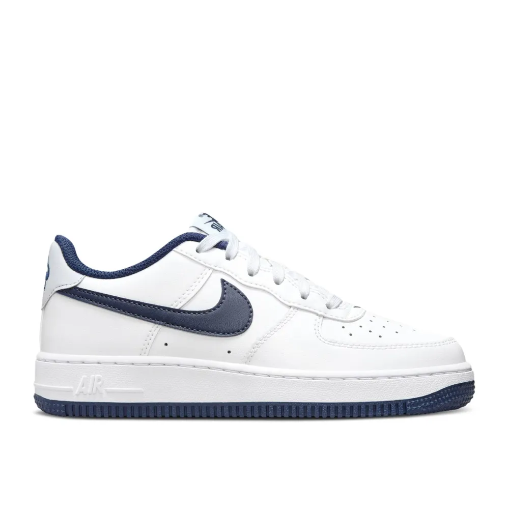 Nike Air Force 1 FV5948-104 / weiss