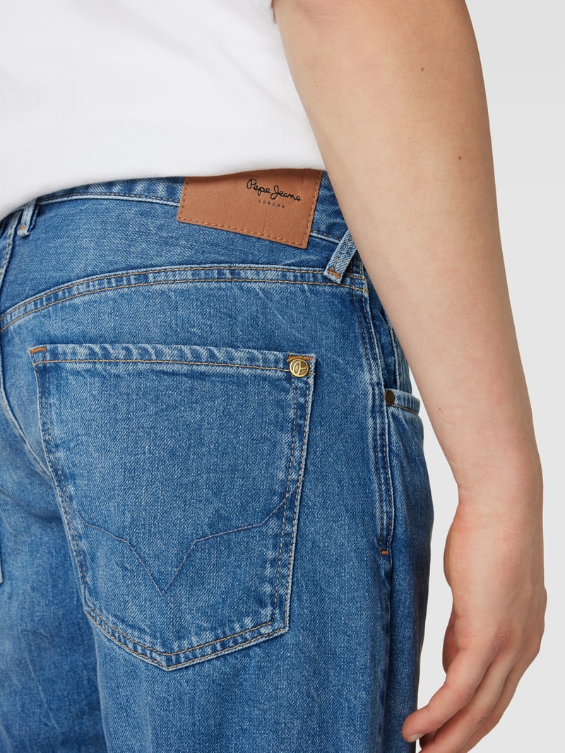 Jeans mit Label-Patch Modell 'CALLEN' in jeans
