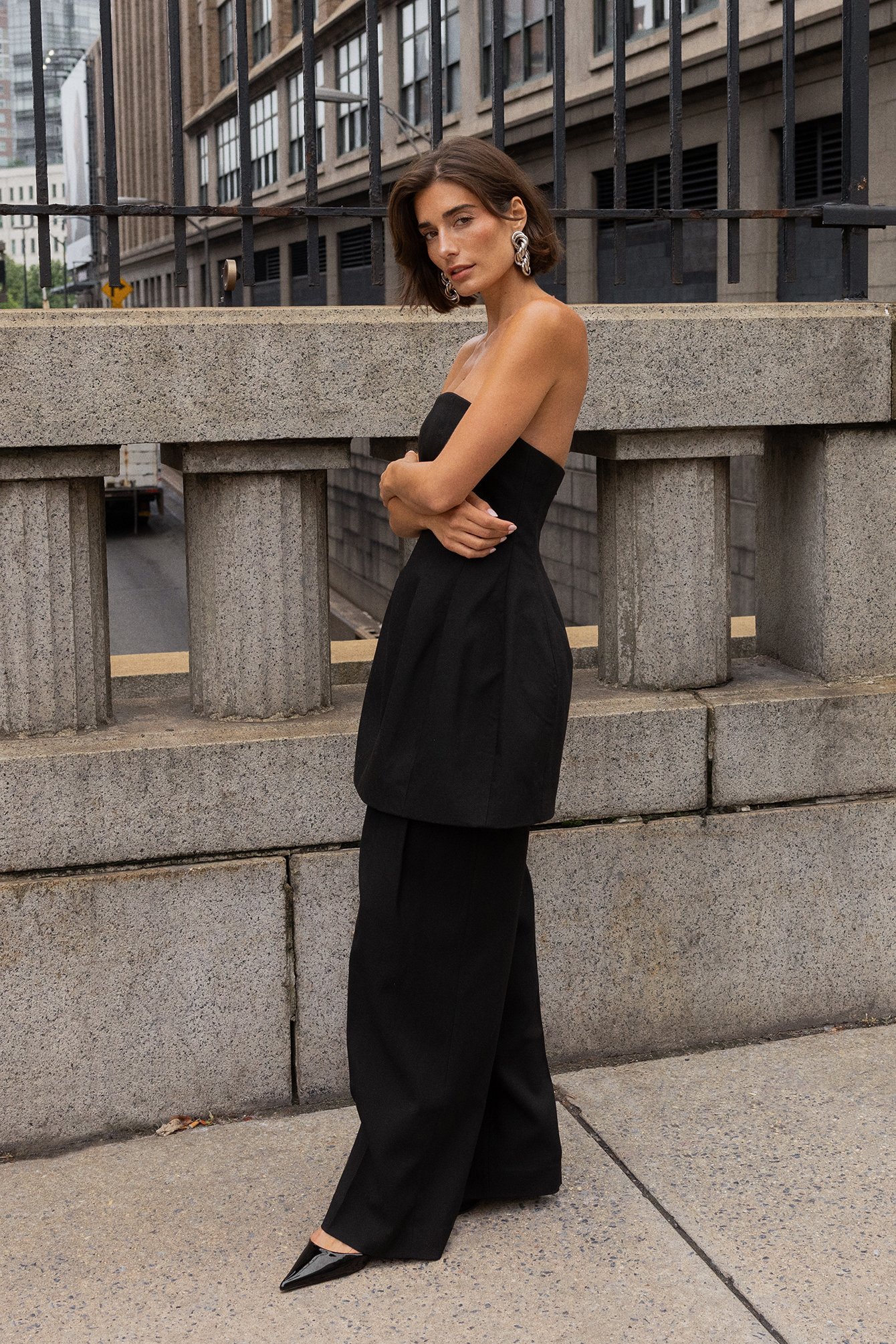 Tailliertes Bandeau-Minikleid
