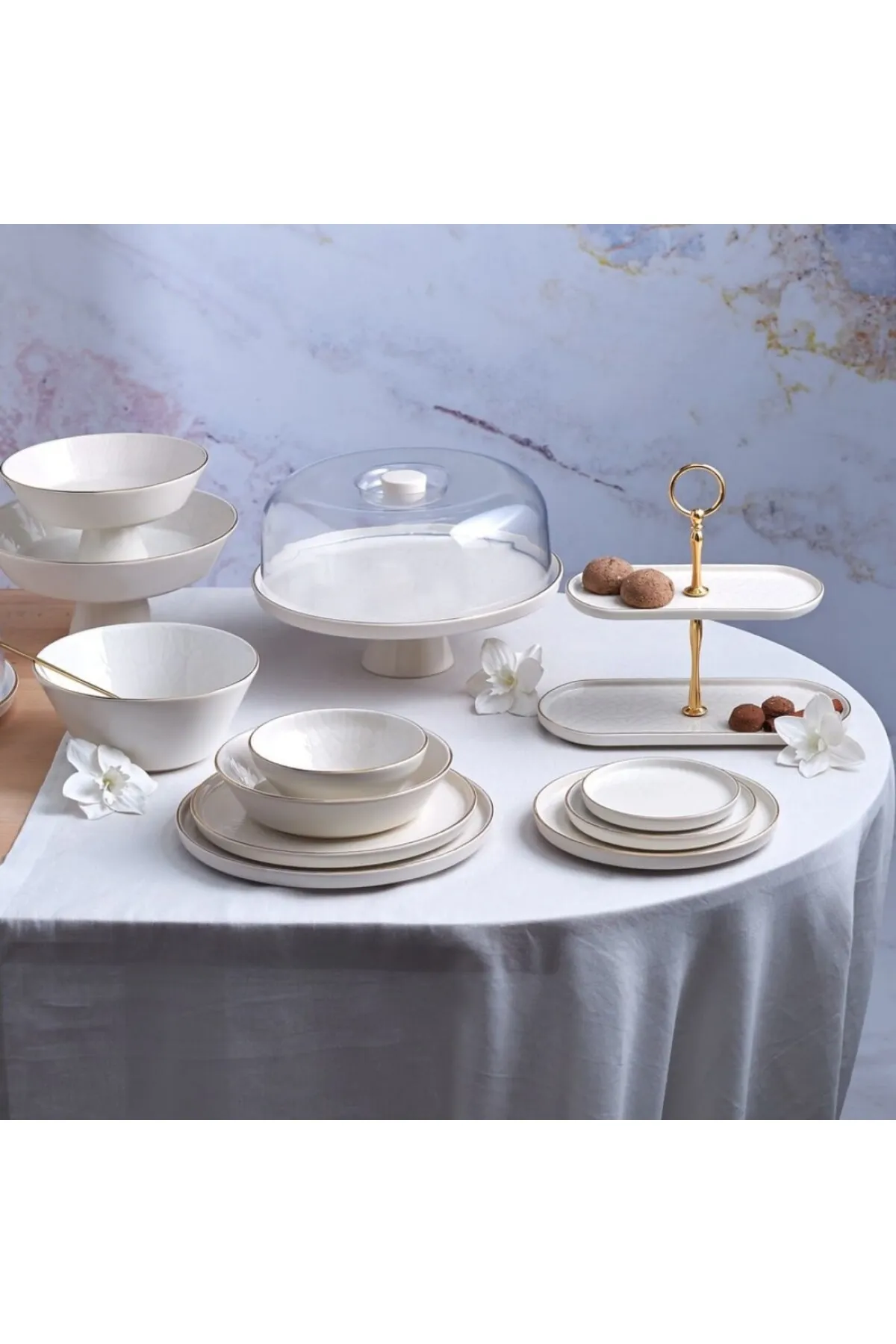 Karaca  Rehaus Calvin Foot Cake Fanus 28 cm, Weib, Kuchen und Torten, Servierplatte, Stilvoll, Sauber, Nachh
