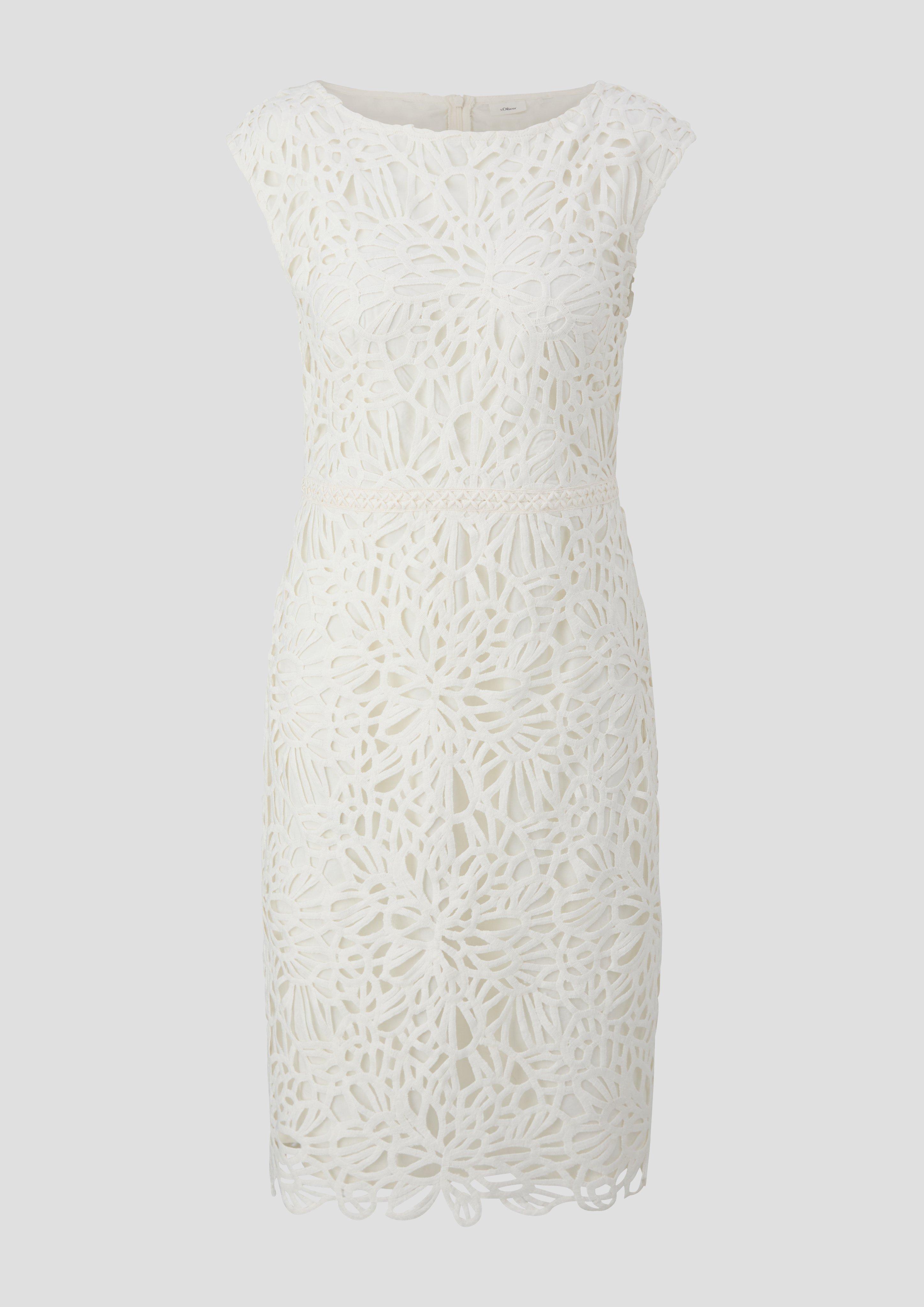 Tailliertes Spitzenkleid  2145068-0200