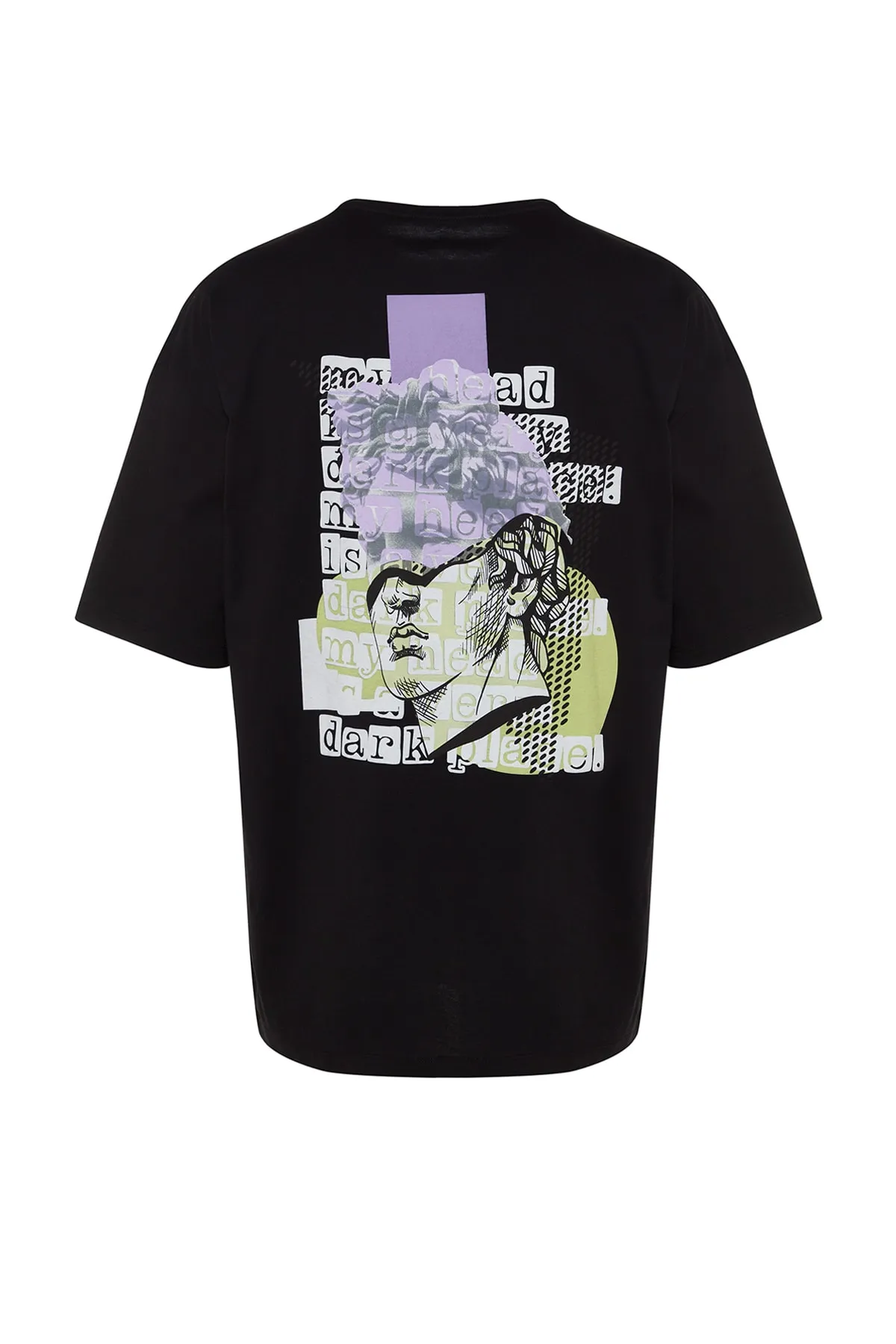 Trendyol Collection  Schwarzes Oversize-Kurzarm-T-Shirt mit Rundhalsausschnitt TMNSS23TS00151
