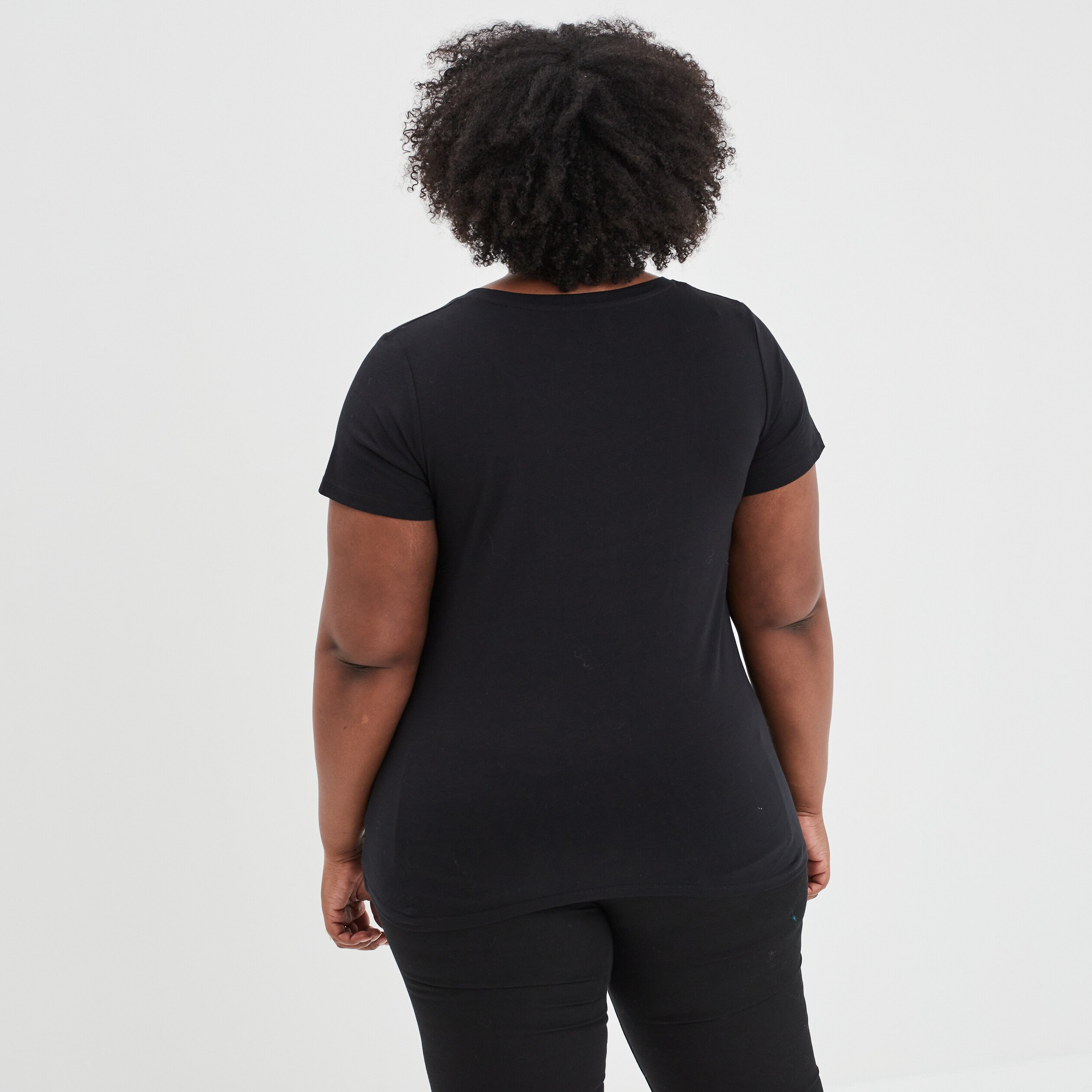 T-shirt droit manches courtes Stitch noir femme grande taille | La Halle