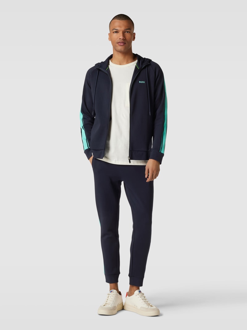 Trainingsanzug mit Label-Stitching in marineblau