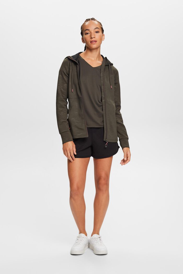 Active-T-Shirt mit V-Ausschnitt und E-DRY