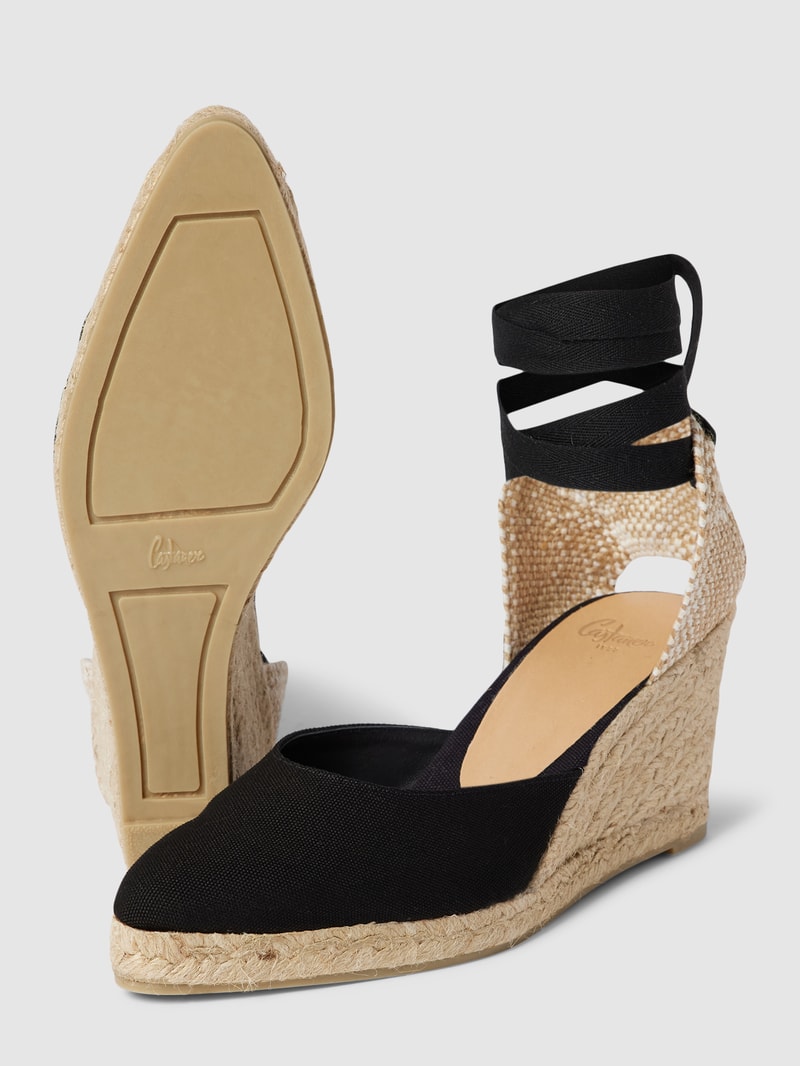 Wedges mit spitzer Form Modell 'JOYCE' in schwarz