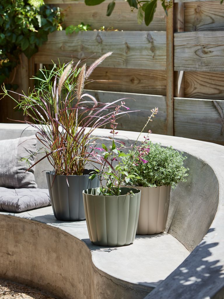 BUKSEBIE Pot de fleurs BUKSEBIE Ø29xL26 mixte