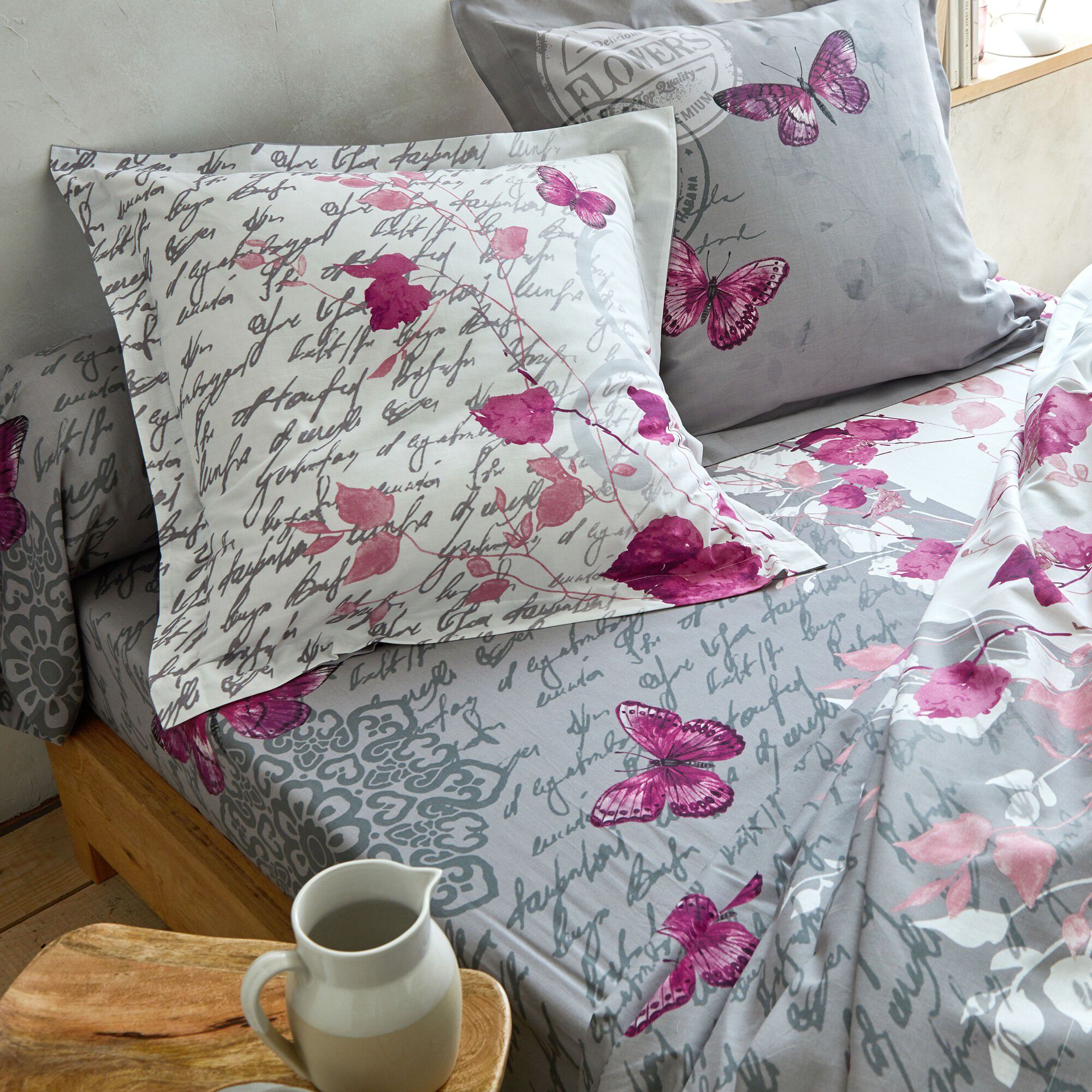 Linge de lit Célestine en coton imprimé fleurs et papillons
