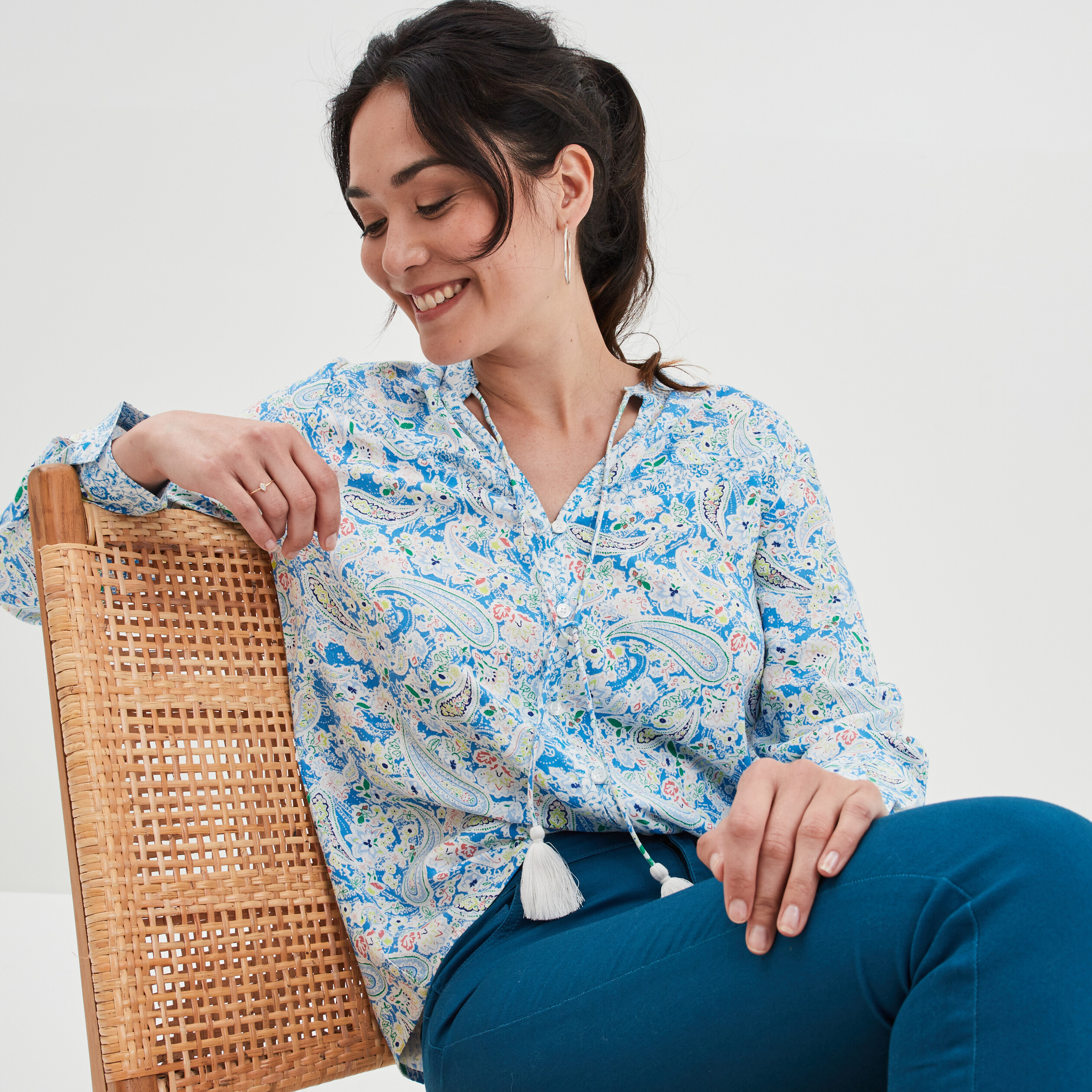 Chemise col cordons à pampilles blanc femme | La Halle
