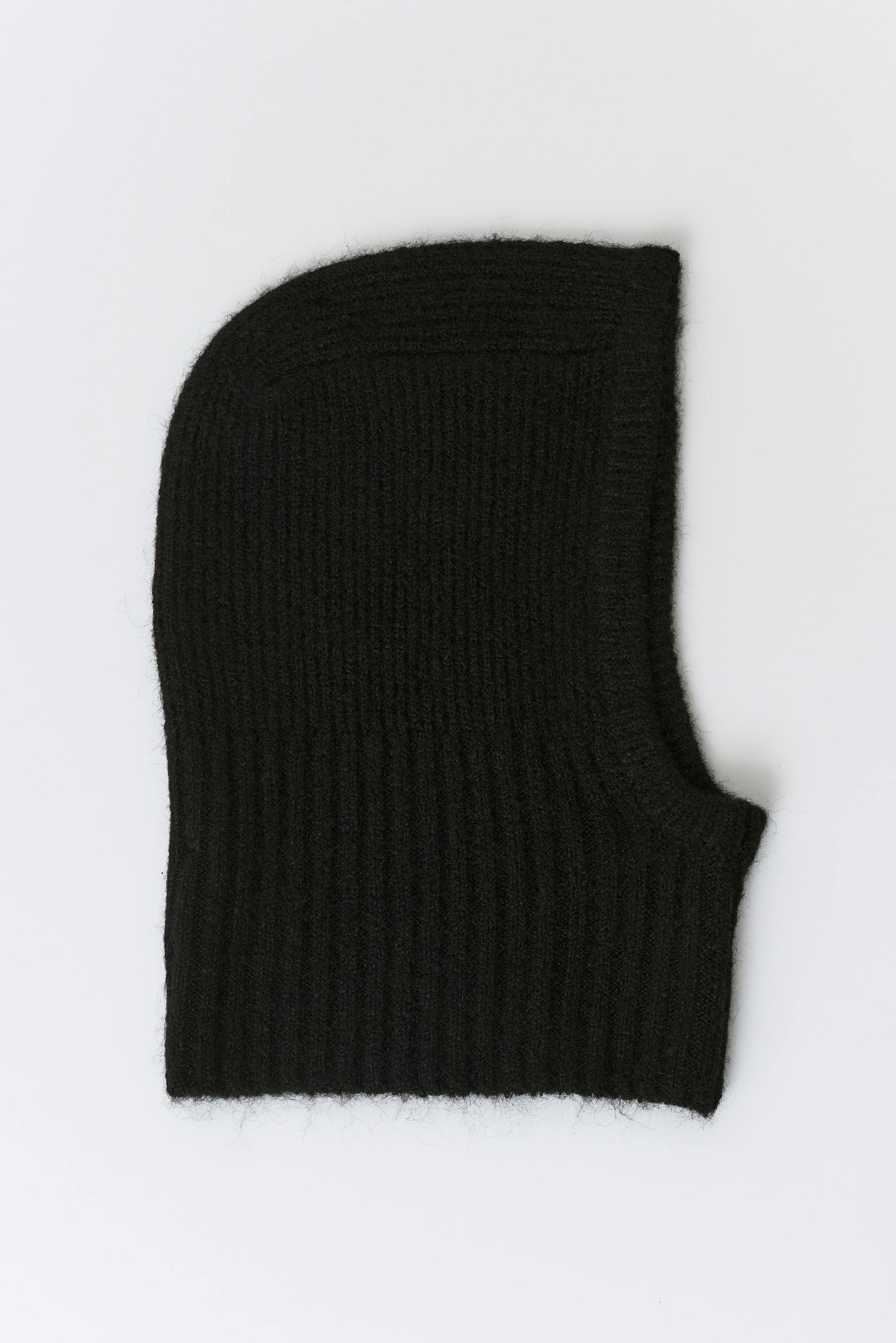Knitted balaclava