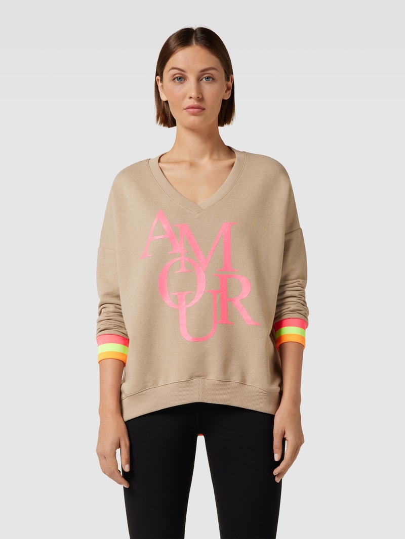 Sweatshirt mit Statement-Print in sand