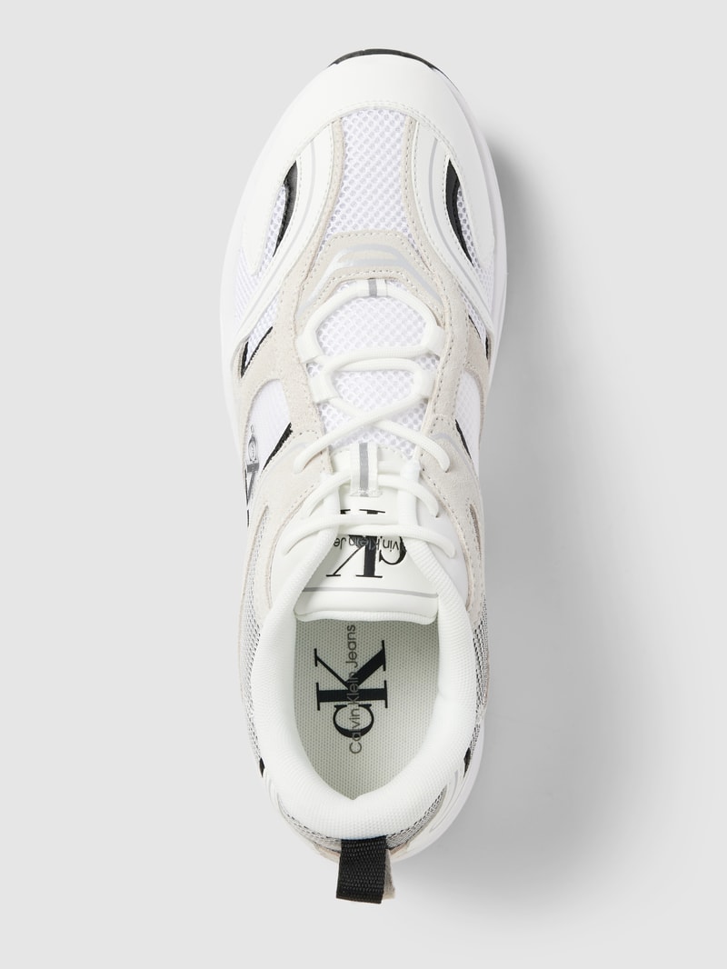 Sneaker mit Label-Detail Modell 'RETRO' in weiss
