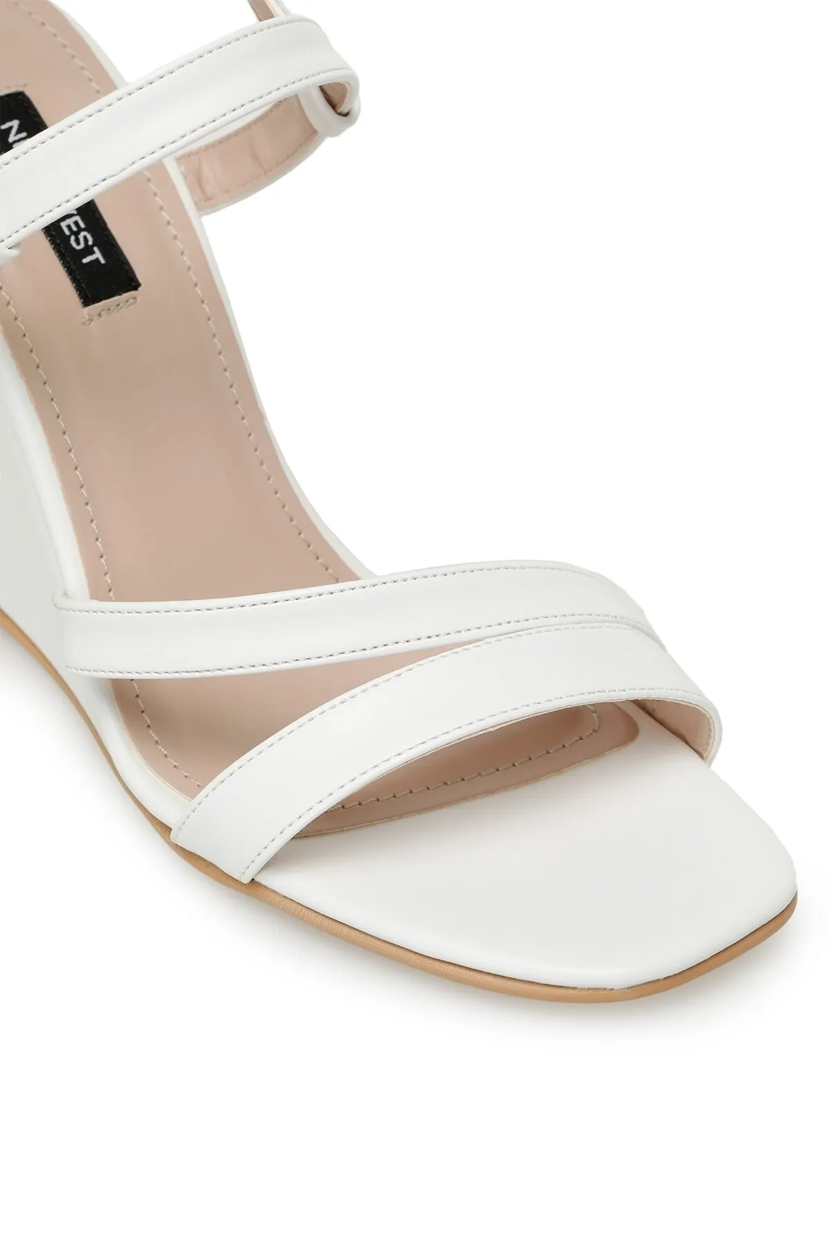 Nine West  MOEX 3FX Weiße Damen-Sandalen mit Keilabsatz