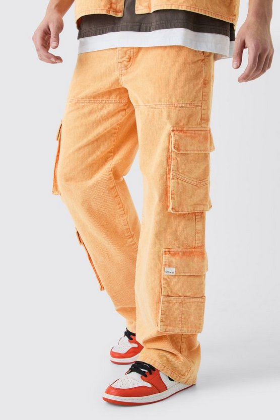 Lockere Cord-Hose mit Acid-Waschung und Taschen