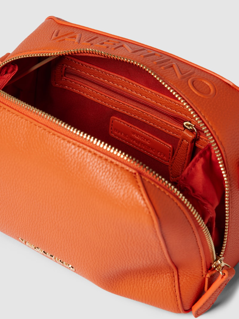 Clutch mit Strukturmuster Modell 'PATTIE' in dunkel orange