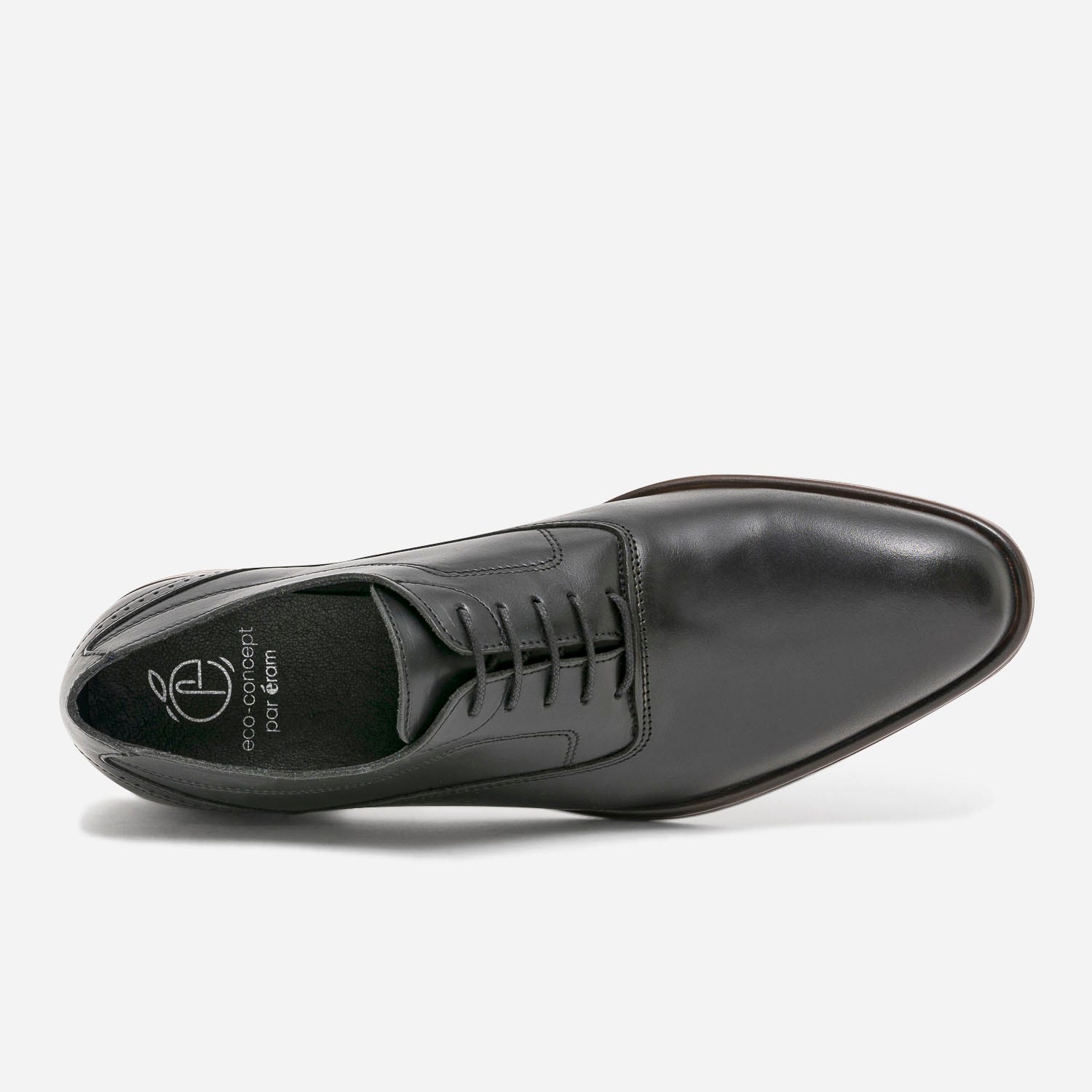 Richelieu noir en cuir éco-conçu
