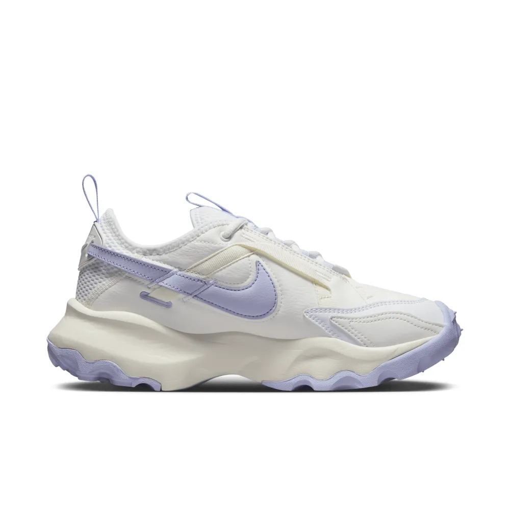 Nike TC 7900 Premium PRM FD0385-121 / weiss